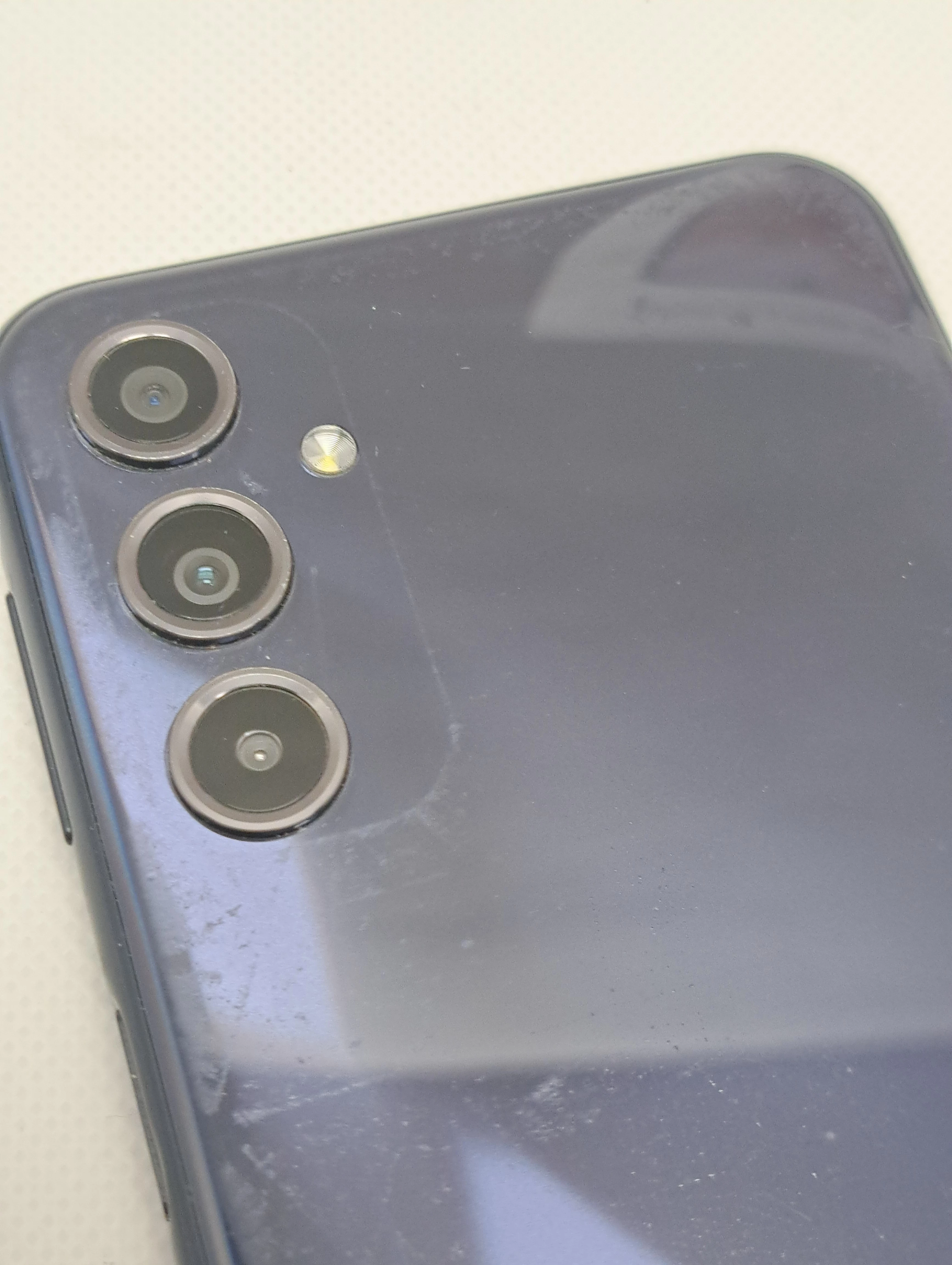 telefon-samsung-galaxy-m34-wbudowana-pamiec-202869-214189