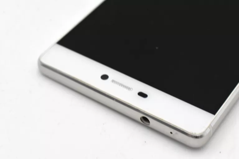 telefon-huawei-p8-3gb16gb-przekatna-ekranu-520