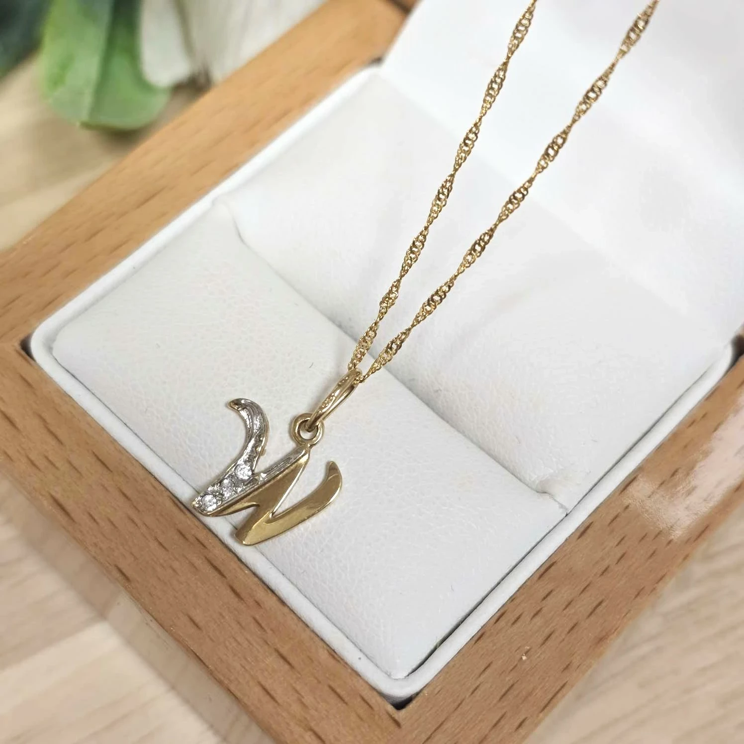 sliczny-zloty-lancuszek-z-literka-w-pr585-rodzaj-2205-2