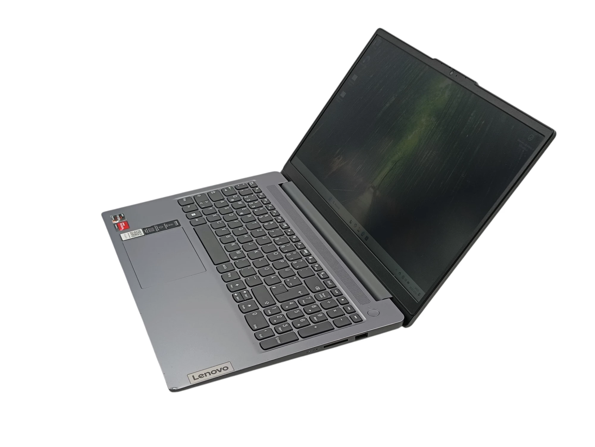 laptop-ideapad-slim-3-15amn8-ryzen-5-7520u-8512gb-ssd-amd-radeon-610m-przekatna-ekranu-1560