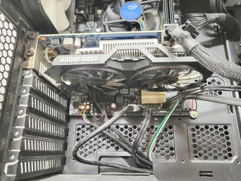 komputer-stacjonarny-i3-6100-8-ram-1tb-hdd-gtx-750-ti-wielkosc-pamieci-ram-200941-2185