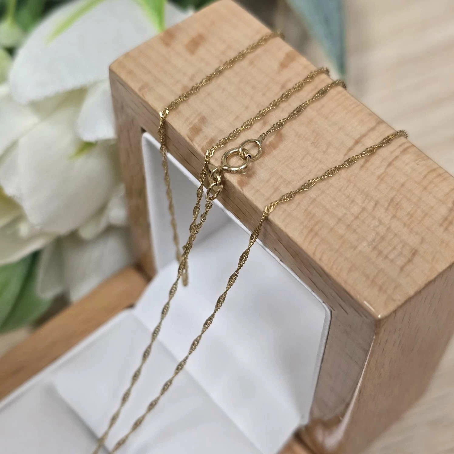 sliczny-zloty-lancuszek-z-literka-w-pr585-stan-11323-2