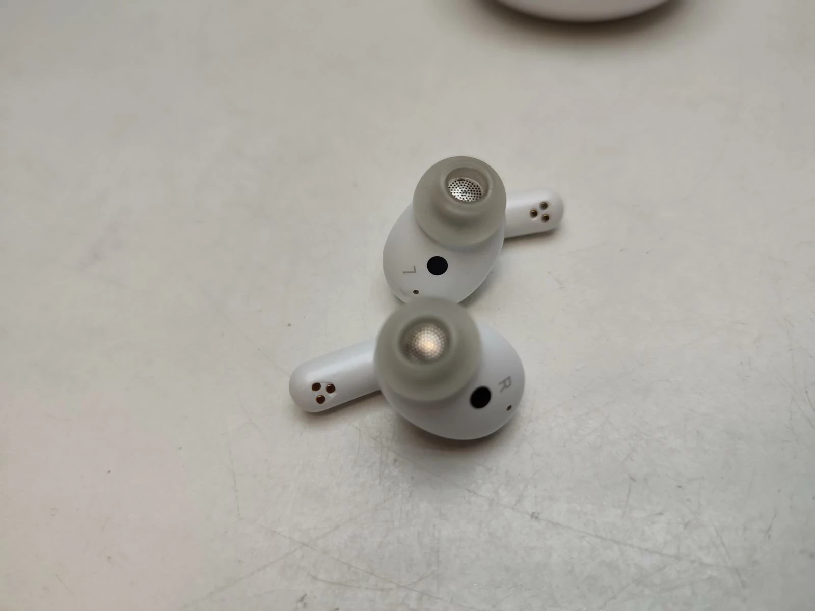 sluchawki-bezprzewodowe-lg-tone-fp8-rodzaj-sluchawek-203681-217749