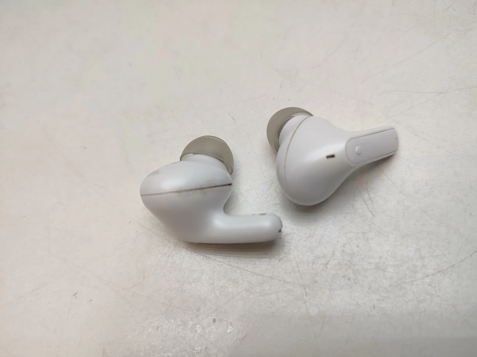 sluchawki-bezprzewodowe-lg-tone-fp8-transmisja-sygnalu-203713-217785