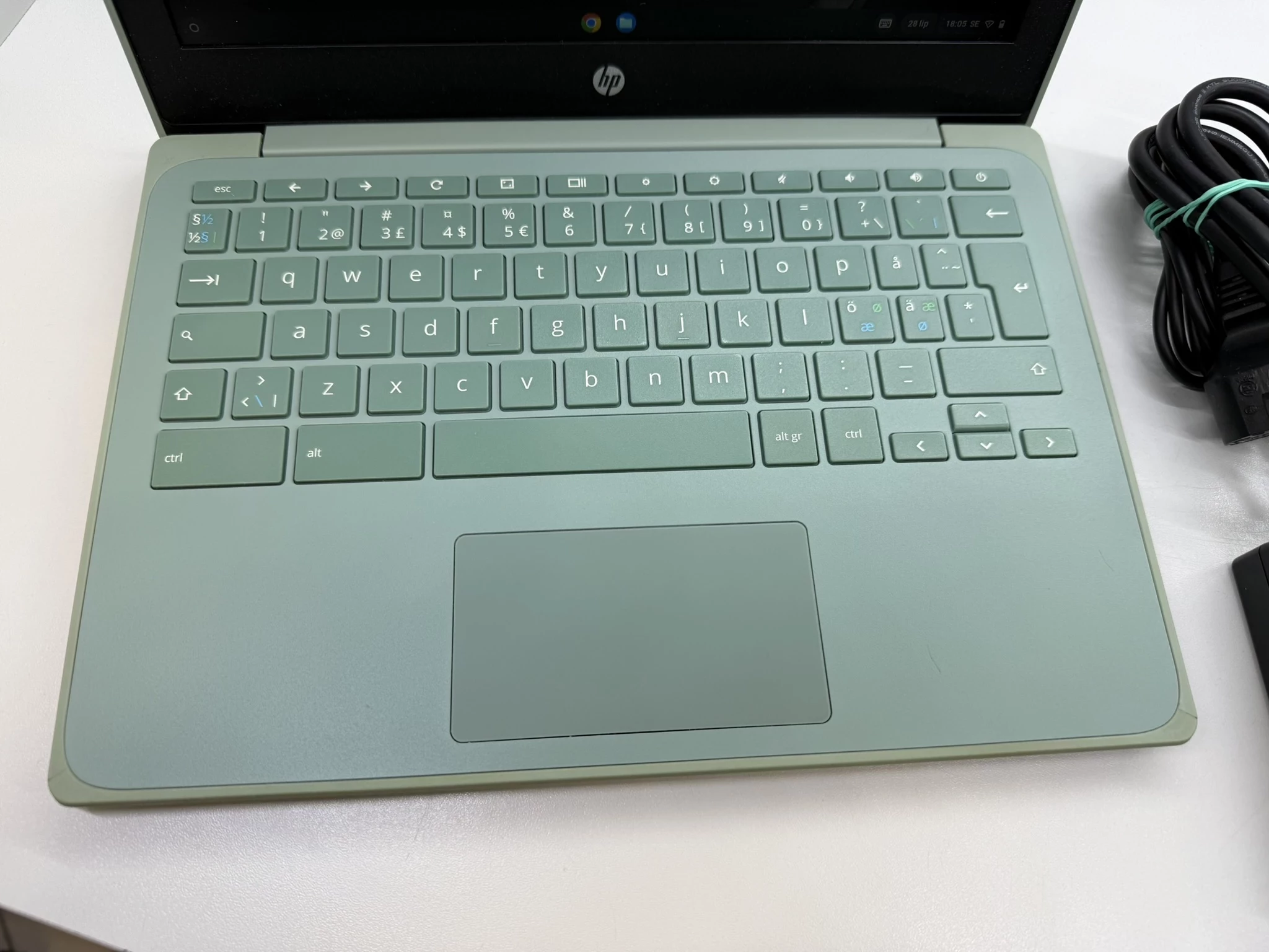 laptop-hp-chromebook-11-g8-ee-zas-ean-gtin-194850752865