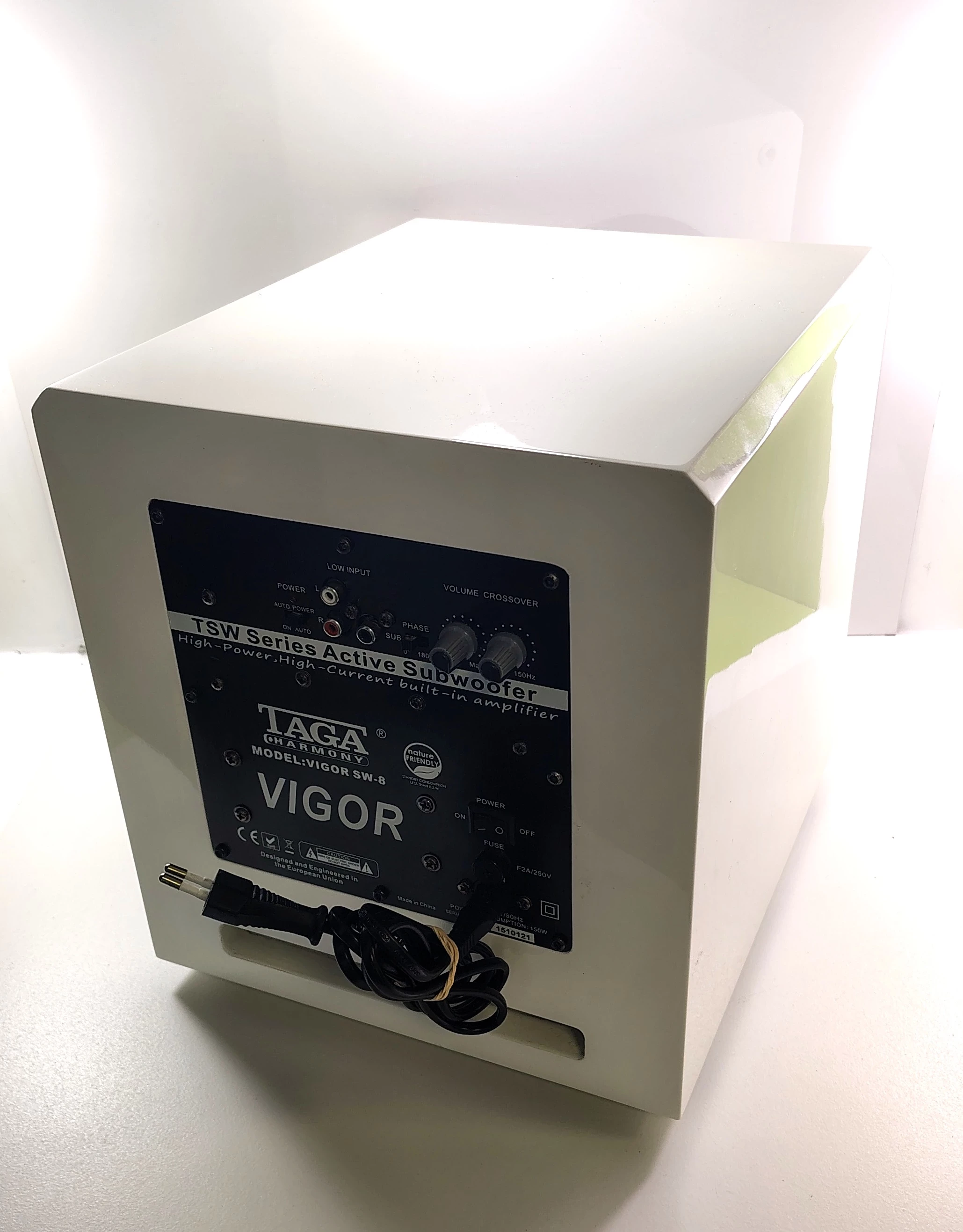 subwoofer-taga-harmony-tsw-80-bialy-model-tsw-80