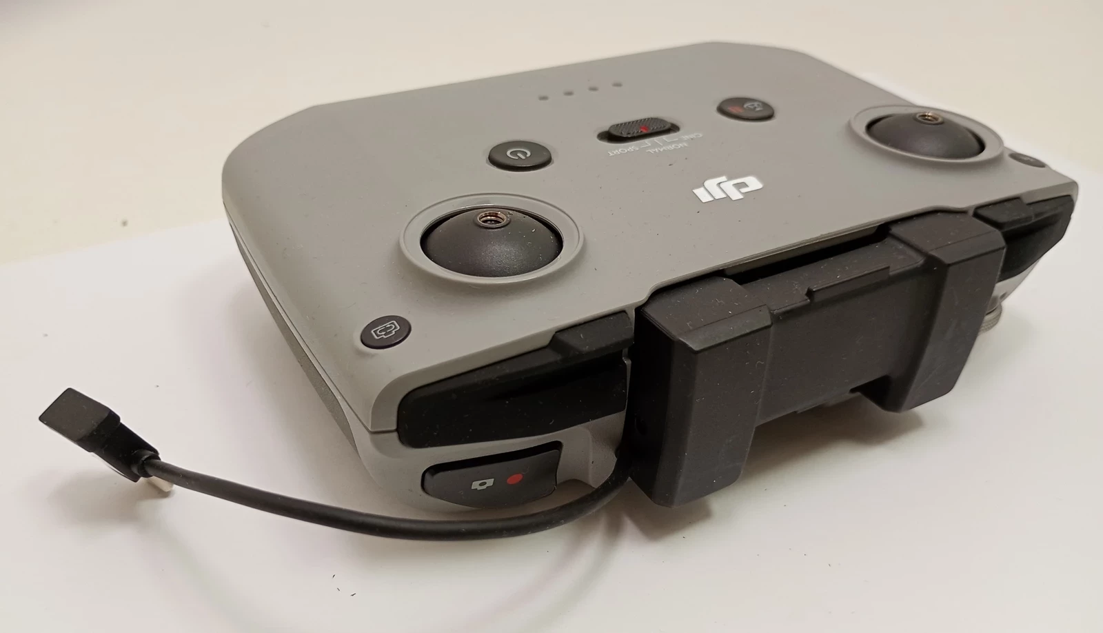 dron-dji-mini-2-se-249g-6000m-2250mah-rodzaj-napedu-1015-1