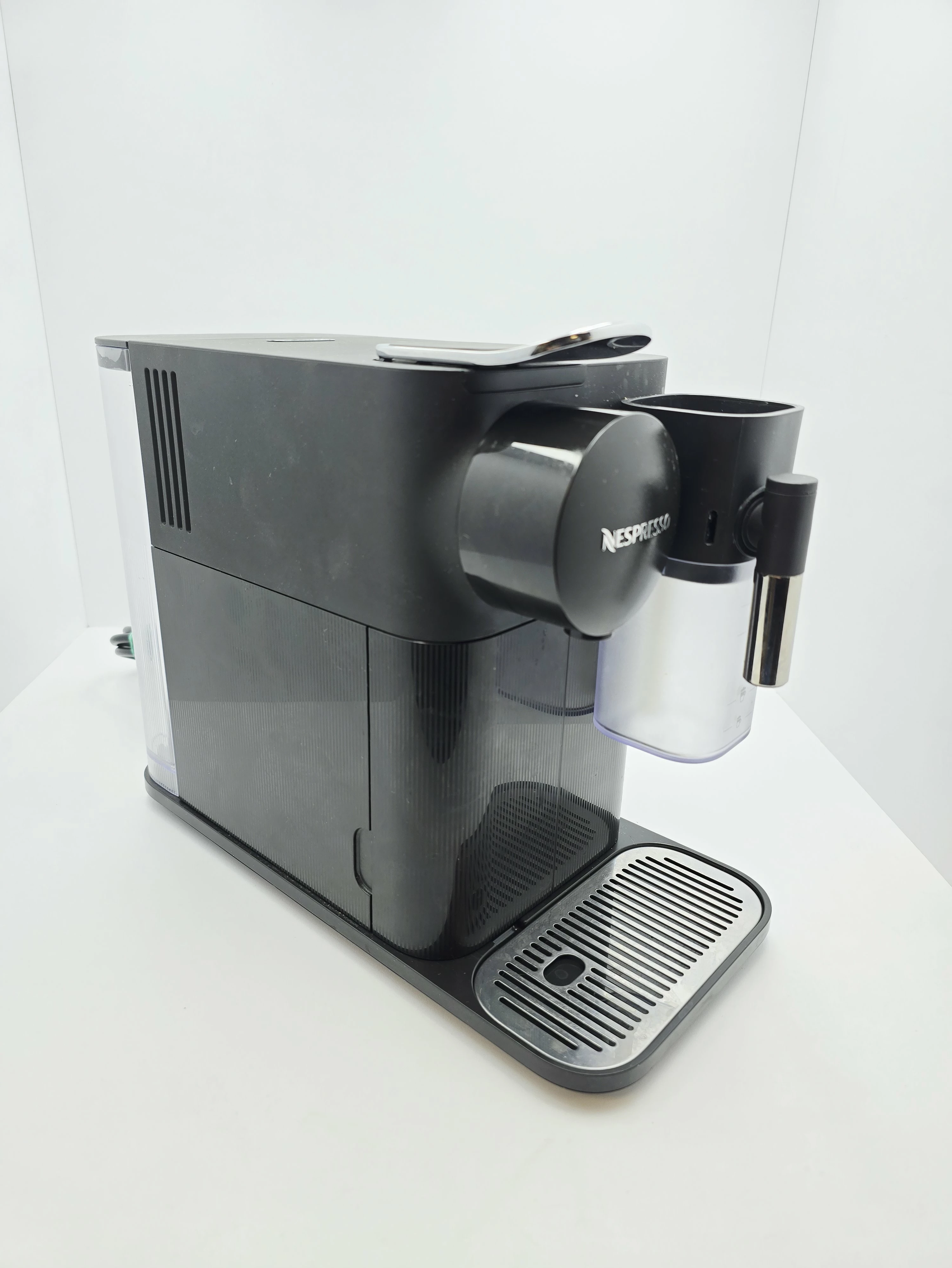 ekspres-na-kapsulki-delonghi-lattissima-one-en510b-ean-gtin-8004399020399