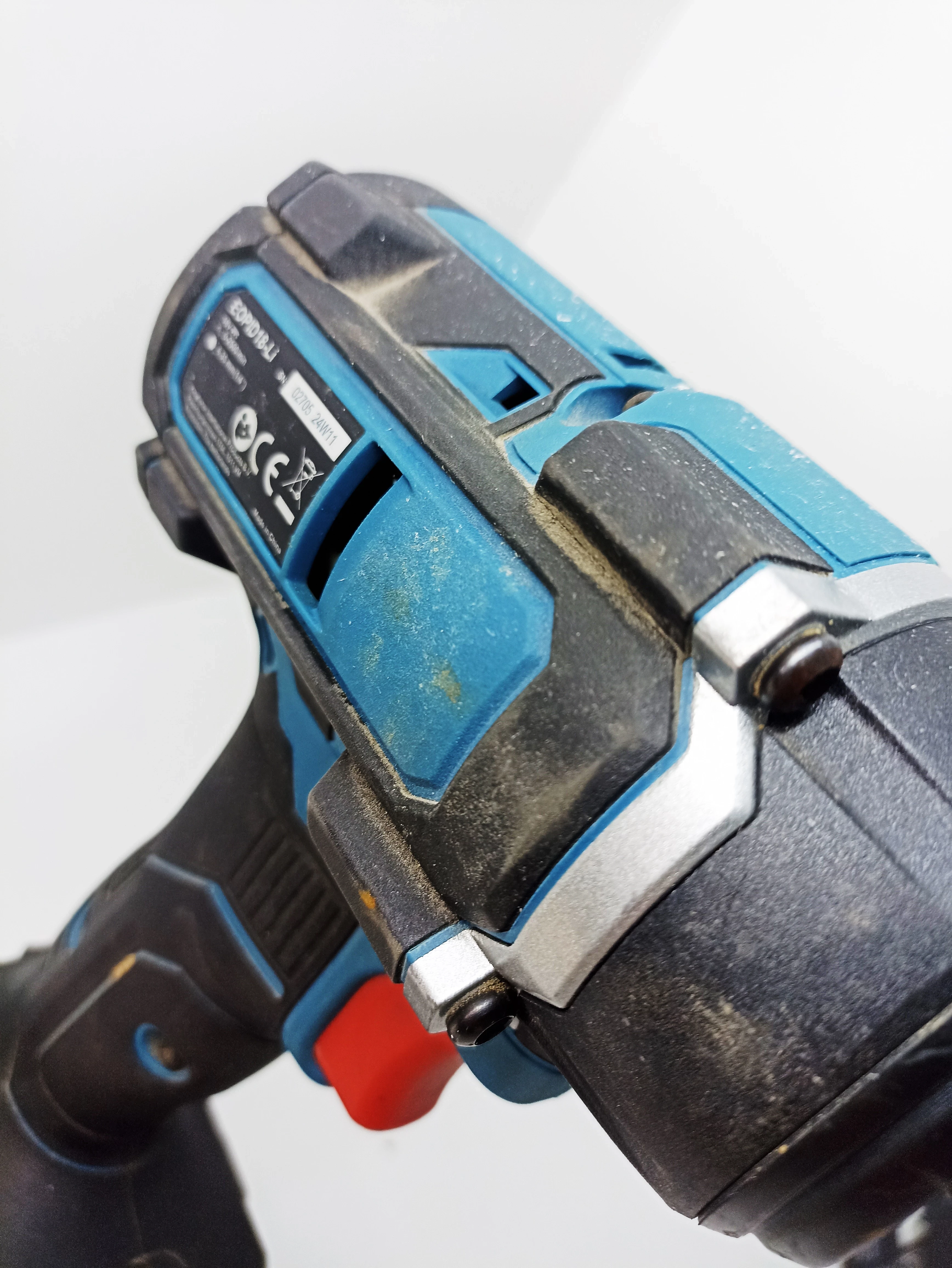 zakretarka-udarowa-erbauer-eopid18-li-bateria-18v-li-ion-40ah-lad-maksymalny-moment-obrotowy-wkrecanie-twarde-170