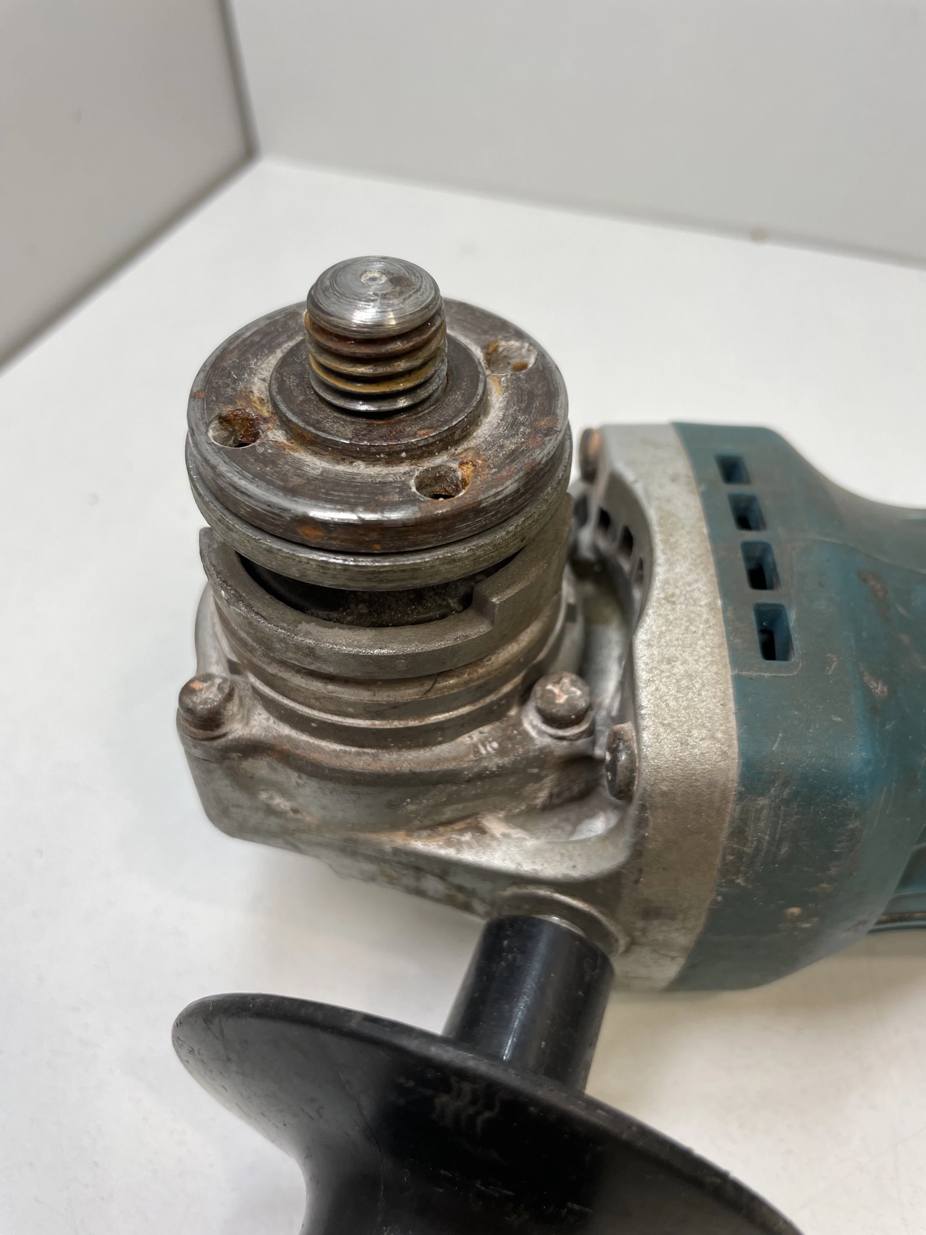 szlifierka-makita-ga5030r-kod-producenta-ga5030r