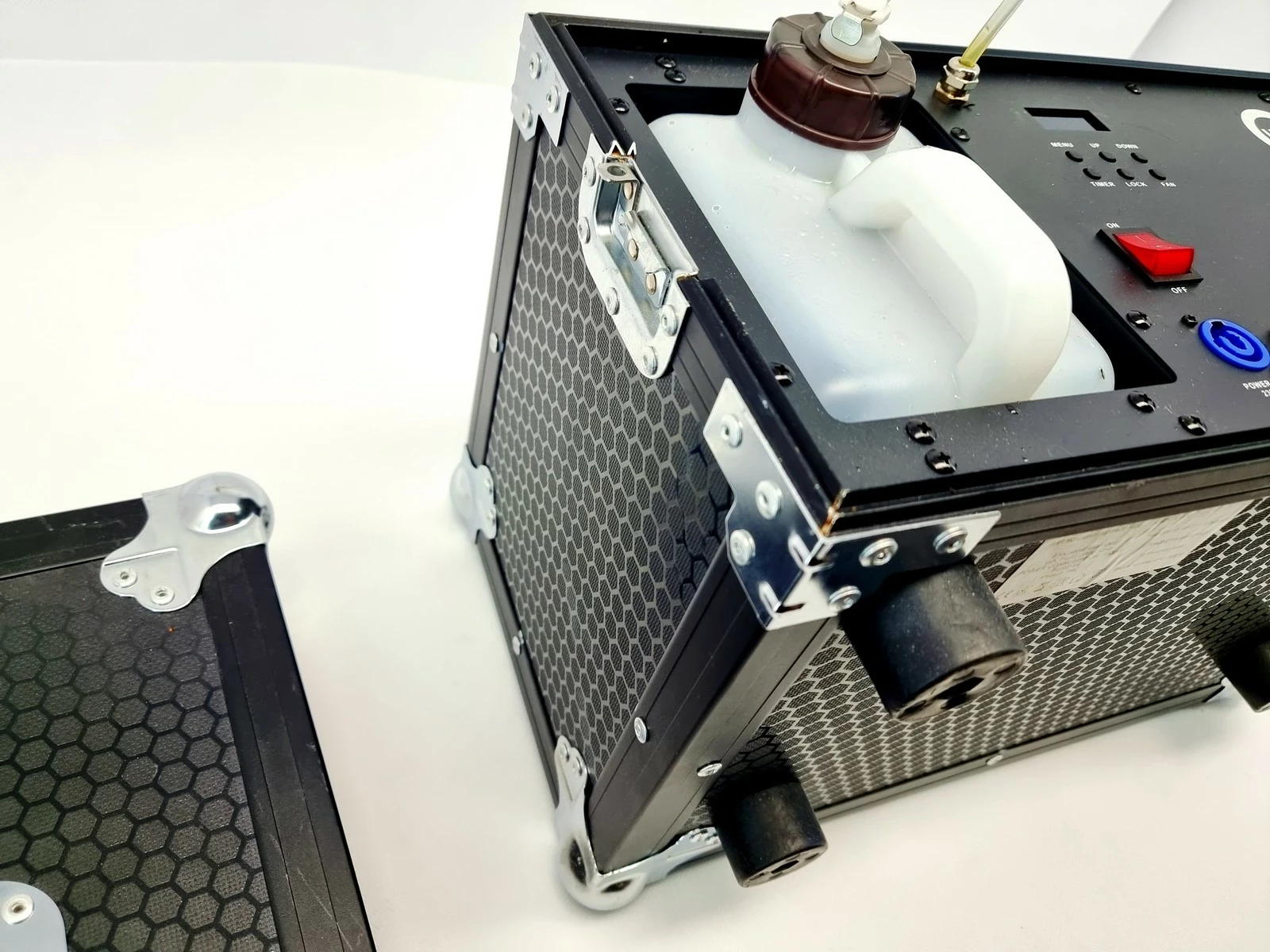 light4me-faze-1600-wytwornica-dymu-mgly-fazer-waga-produktu-z-opakowaniem-jednostkowym-4000