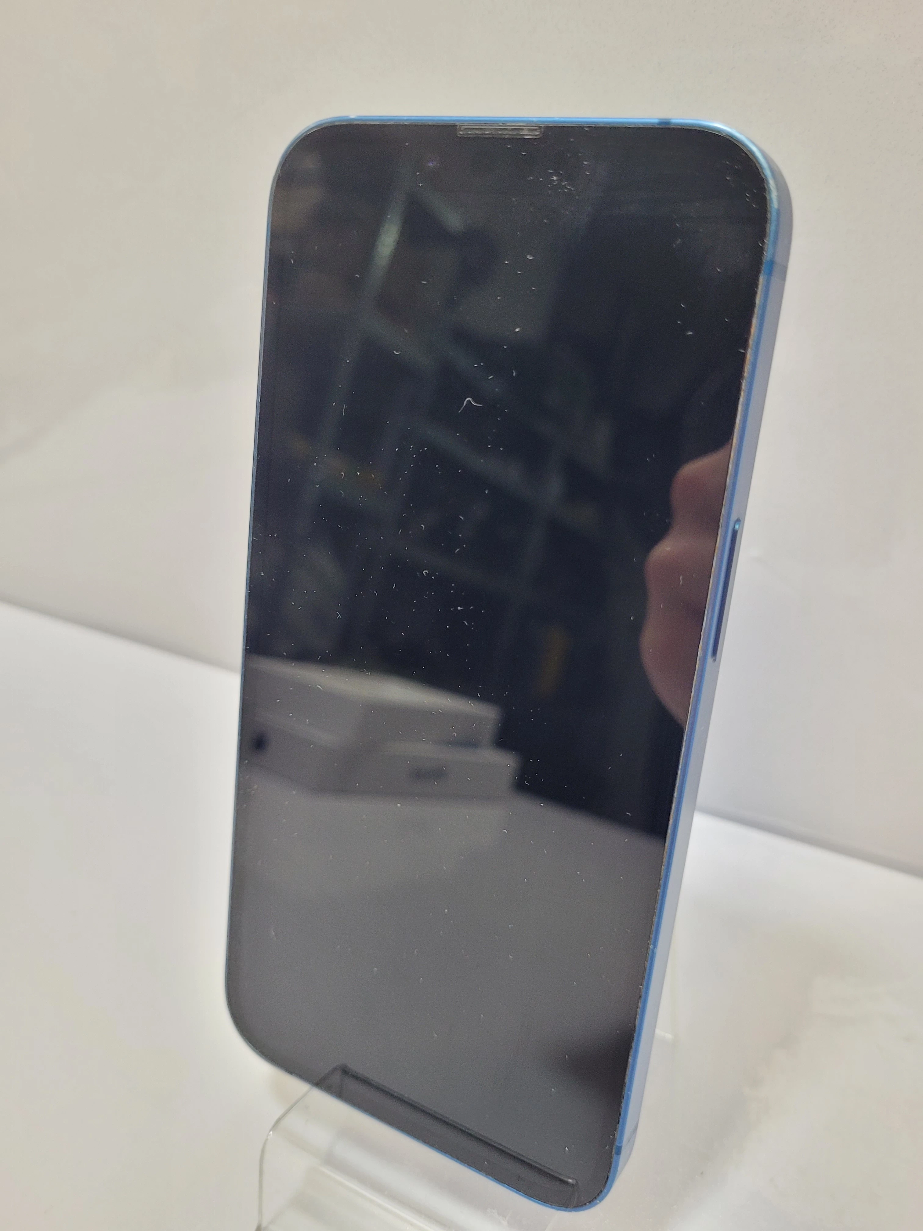 telefon-iphone-13-128gb-bat-88-system-operacyjny-4388-7