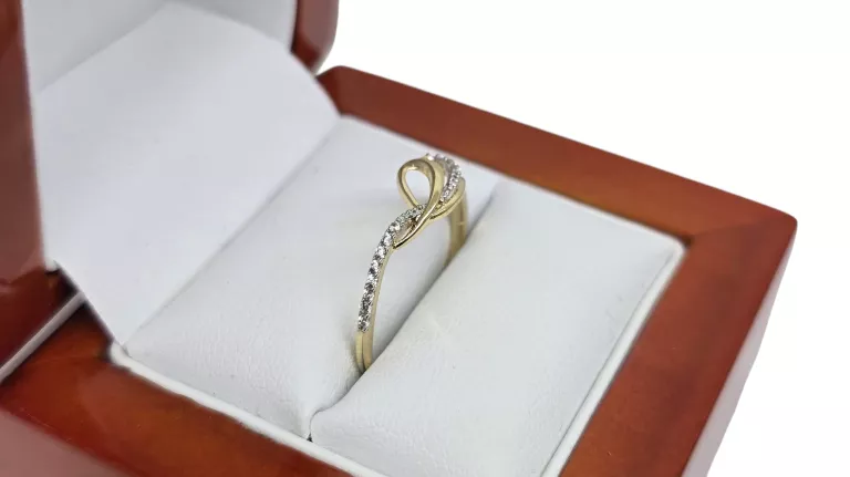 zloty-pierscionek-14k-w136-r17-rodzaj-2205-2