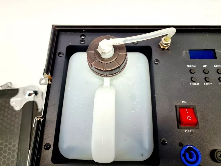 light4me-faze-1600-wytwornica-dymu-mgly-fazer-ean-gtin-5908249818309