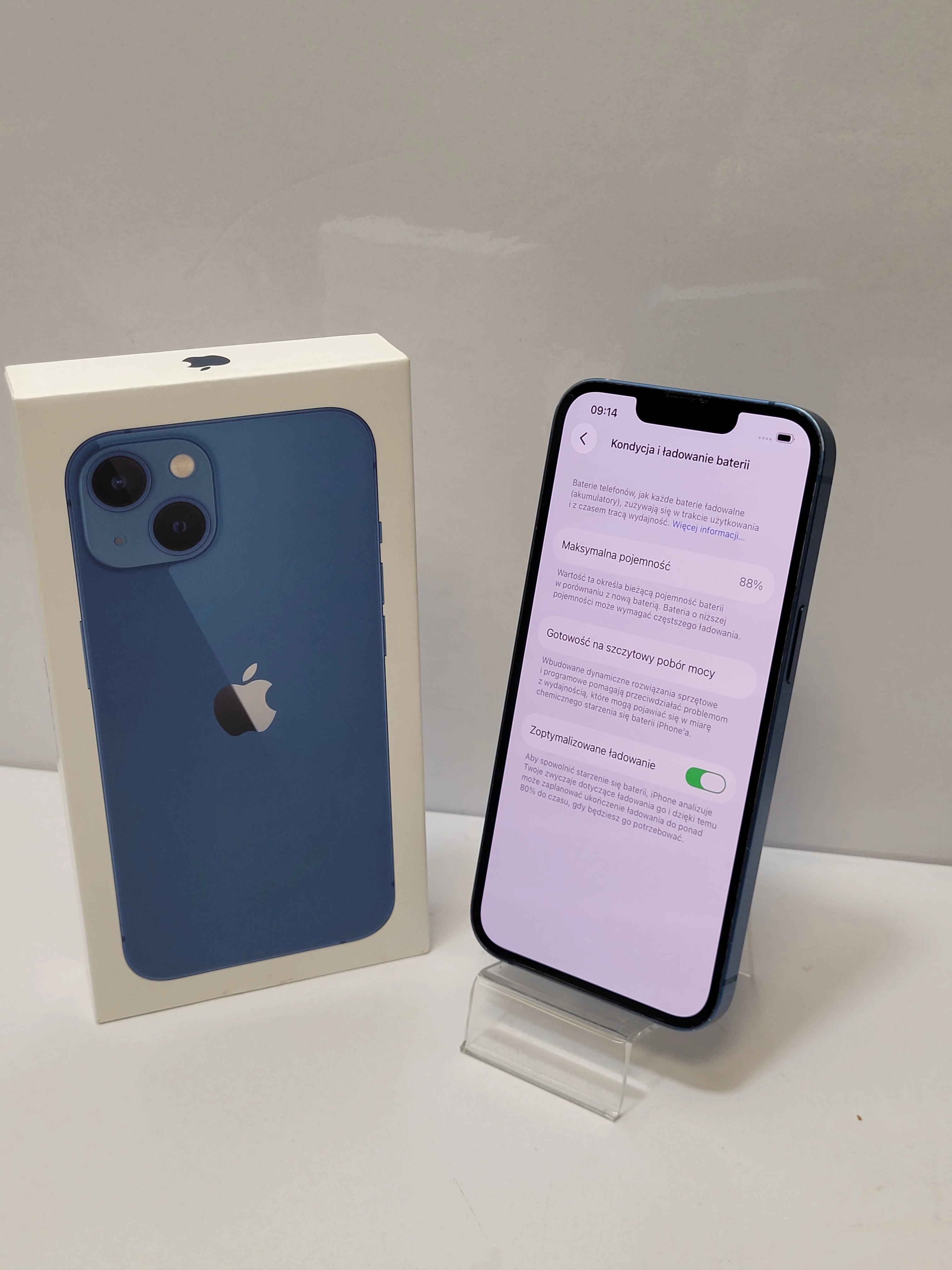 telefon-iphone-13-128gb-bat-88-ean-gtin-194252707043