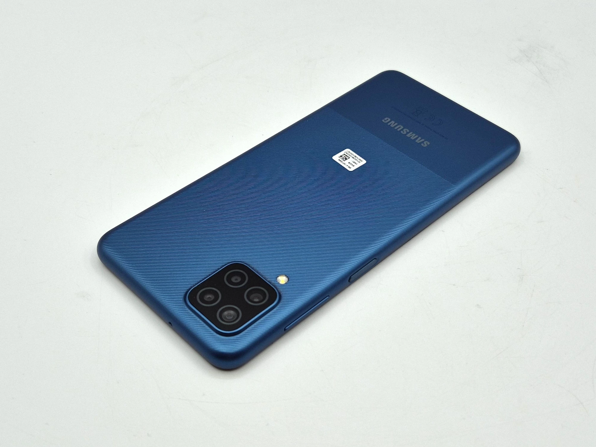 samsung-galaxy-a12-4gb-64gb-przekatna-ekranu-650