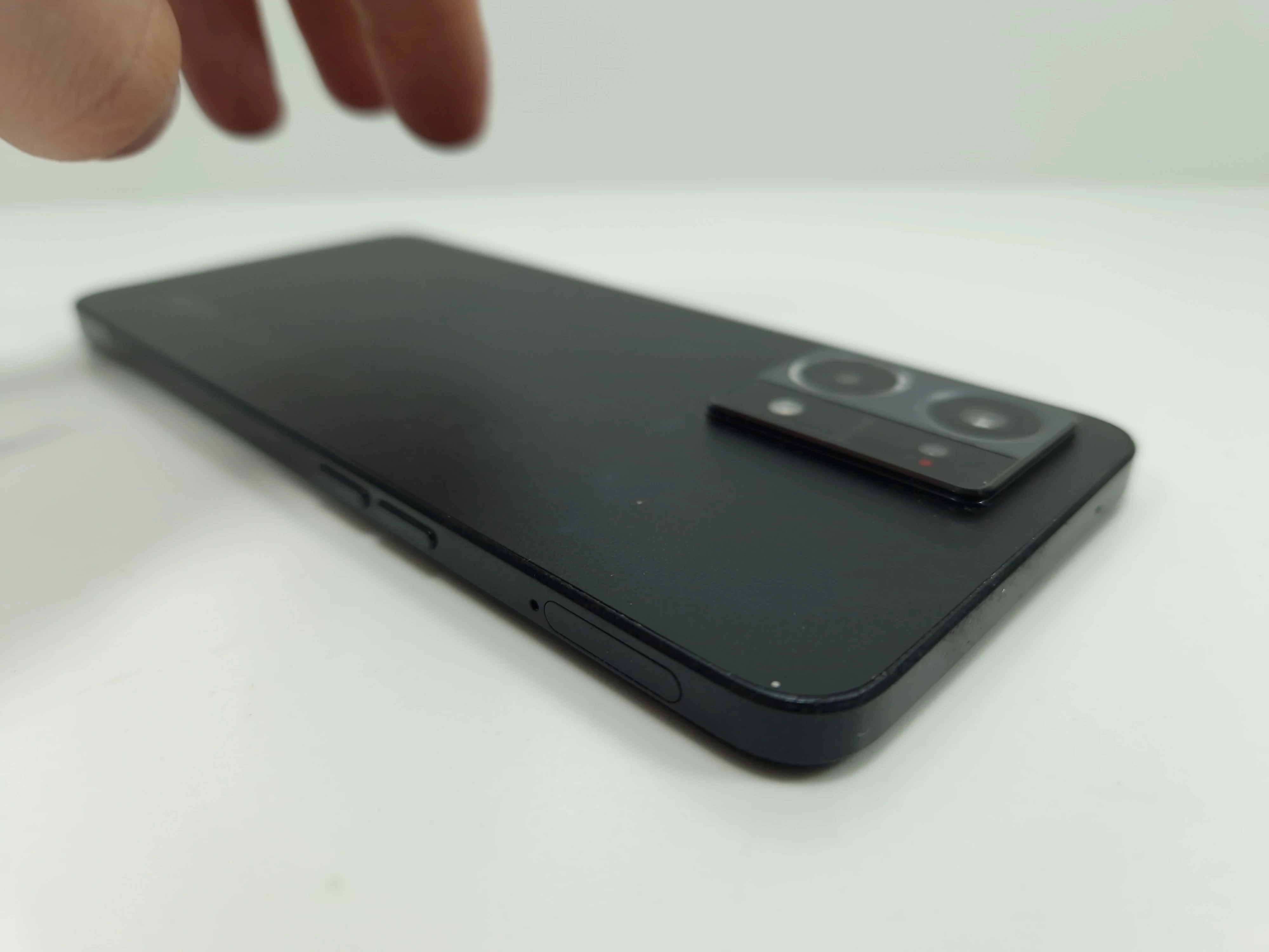 telefon-oppo-reno-7-8128gb-pamiec-ram-202865-214113