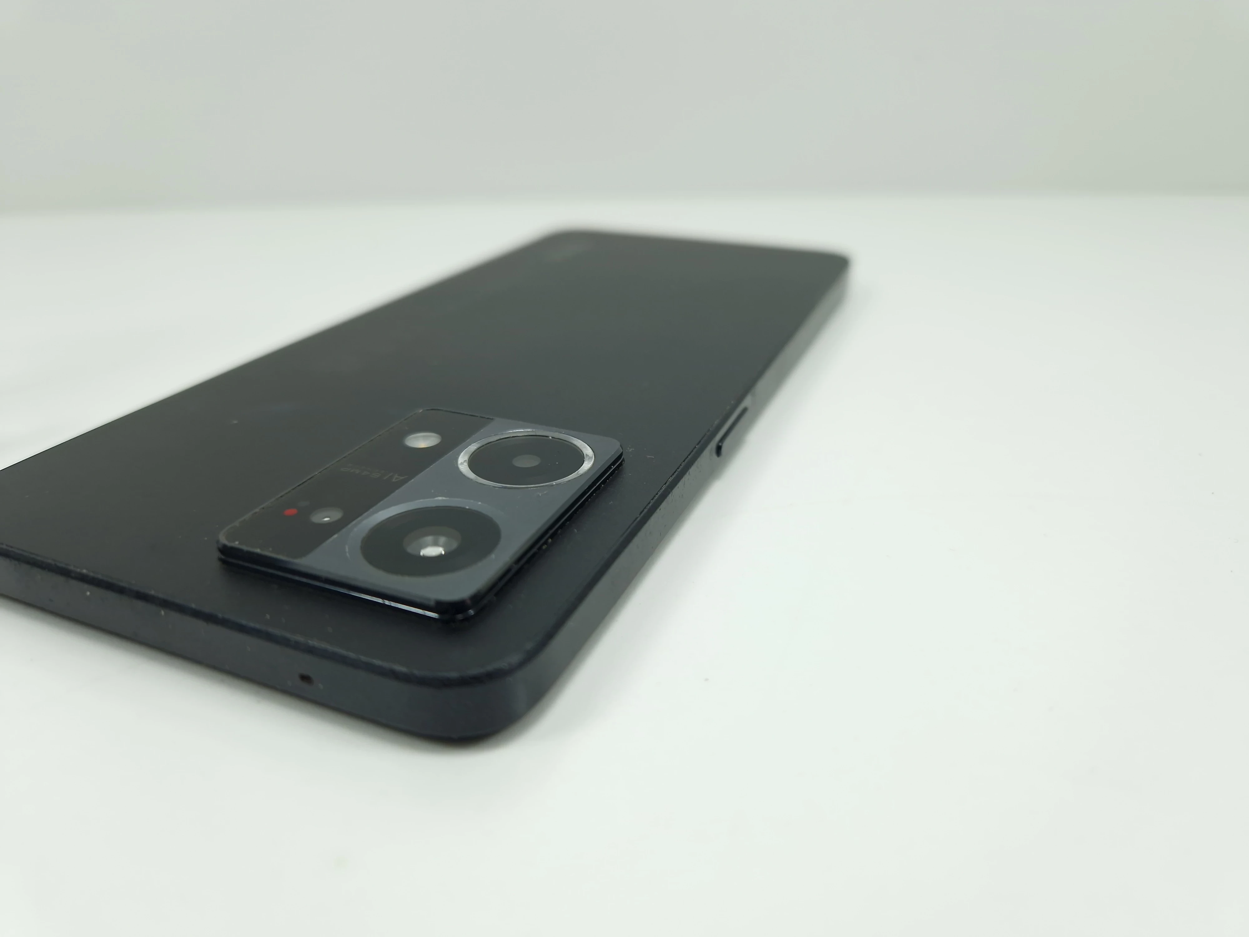 telefon-oppo-reno-7-8128gb-system-operacyjny-4388-1