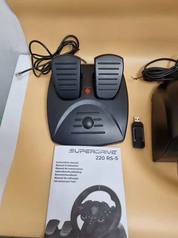 kierownica-superdrive-220-rs-5-ps5-pc-stan-11323-2