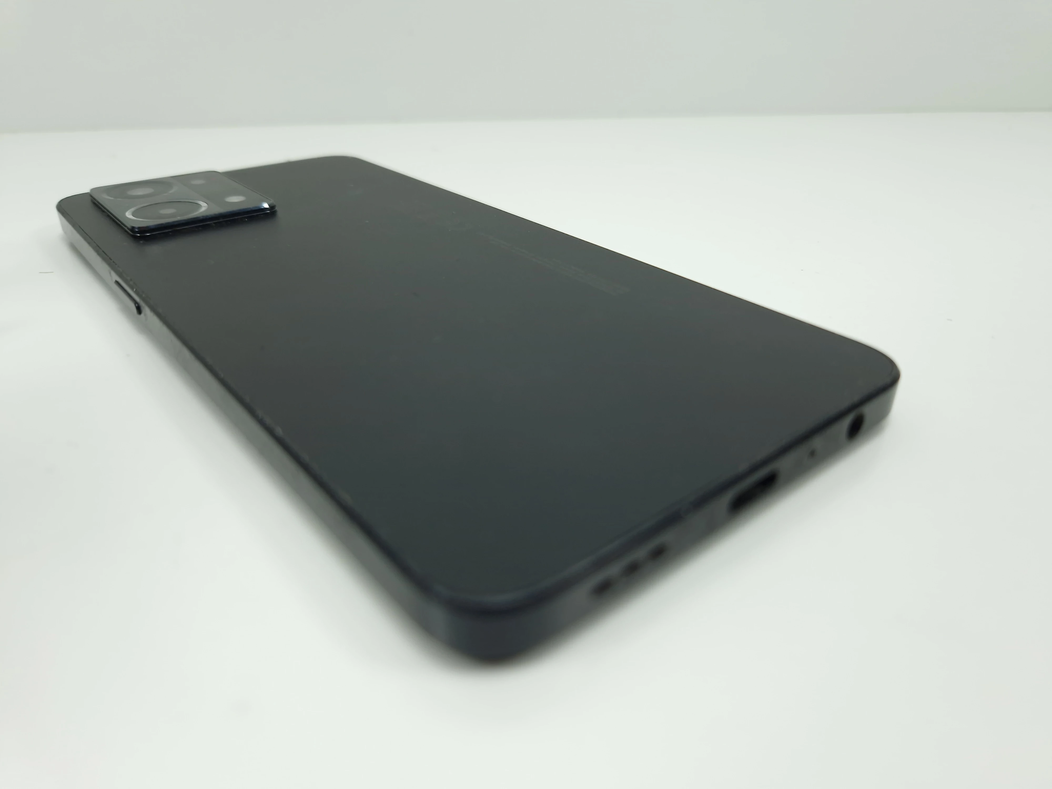 telefon-oppo-reno-7-8128gb-przekatna-ekranu-643