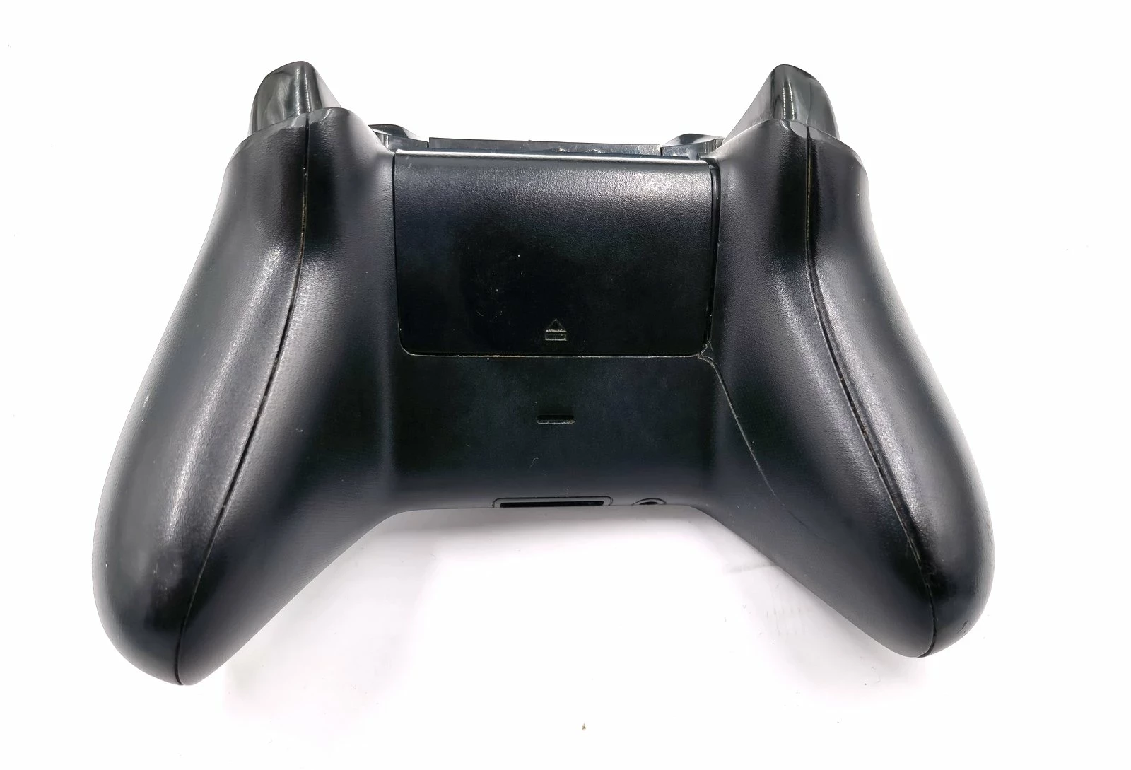 konsola-xbox-one-1tb-stan-11323-2