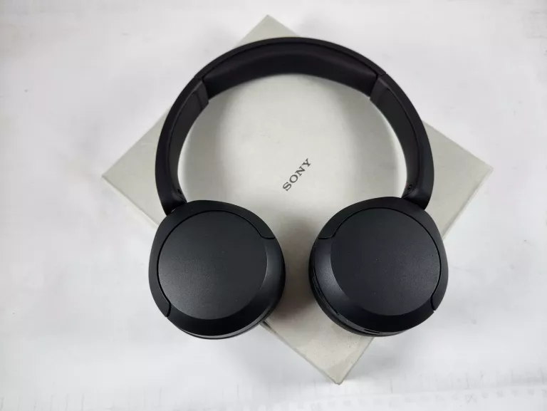 sluchawki-sony-wh-ch520-pudelko-wielka-rzeznicka-1-srem-centrum