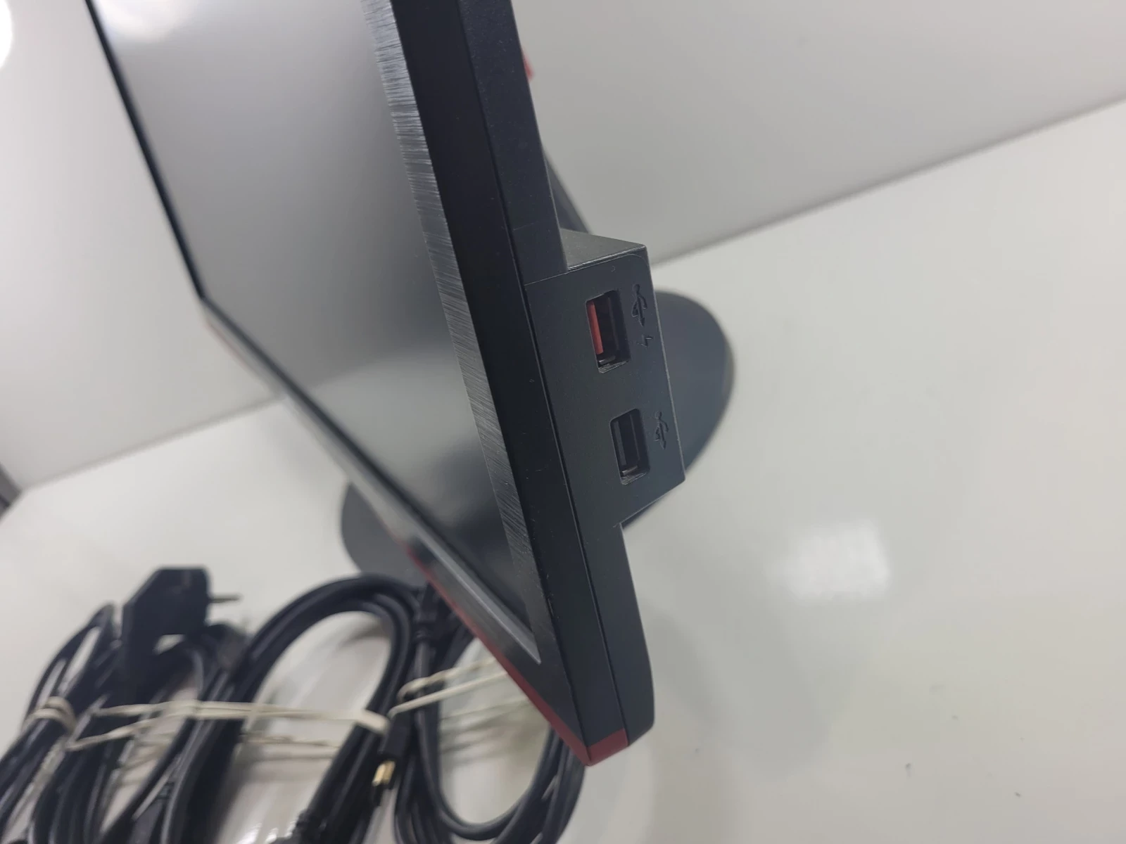 monitor-aoc-g2460pf-rodzaj-podswietlania-206418-227546