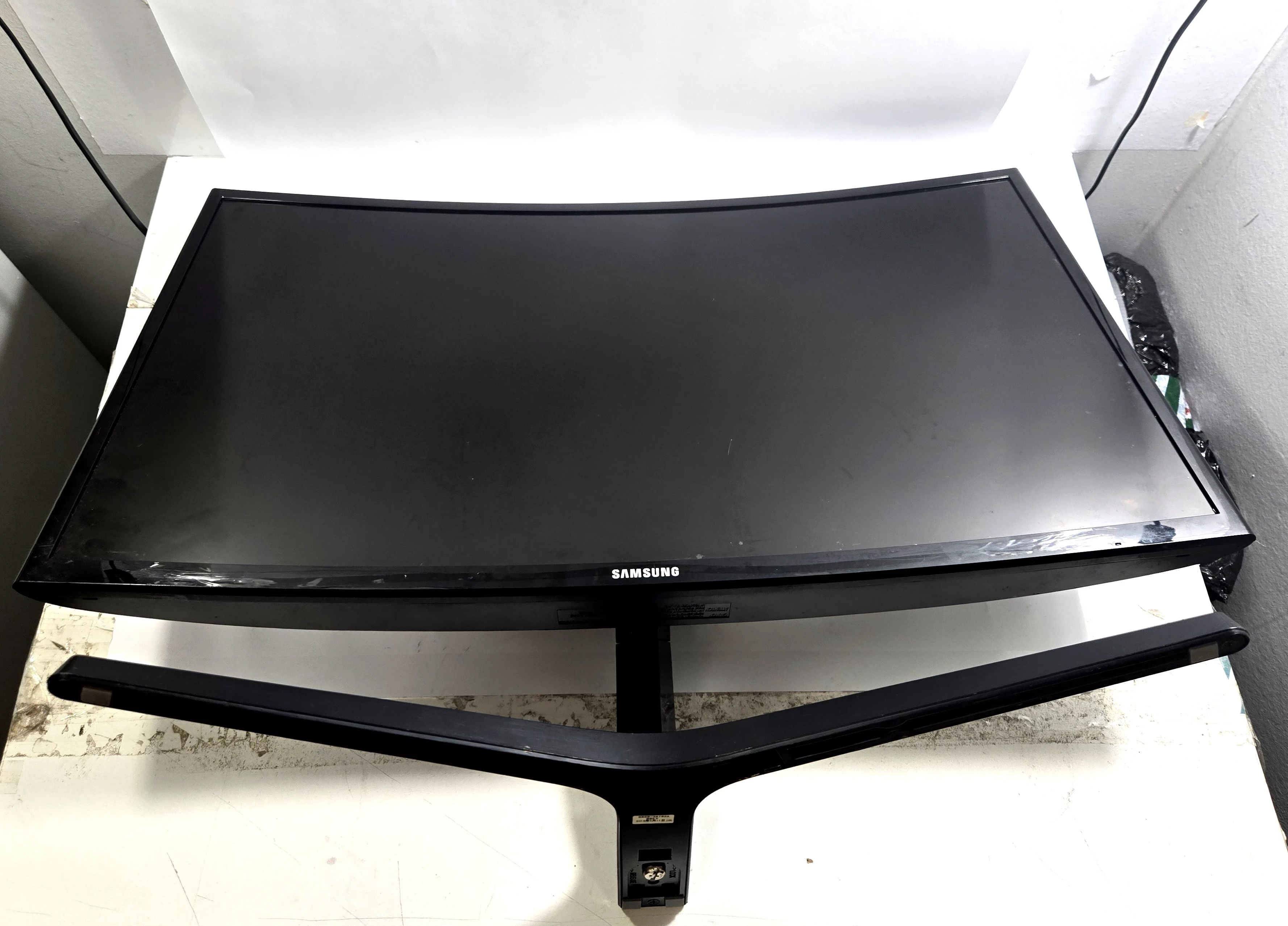 monitor-samsung-c27f396fhu-27-fullhd-zakrzywiony-rodzaj-podswietlania-206418-227546