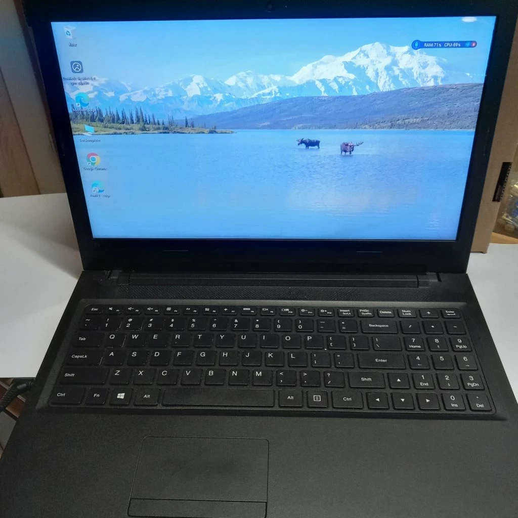 laptop-lenovo-ideapad-100-15ibd4gb256gb-ssdi3win10-wawerska-3-otwock