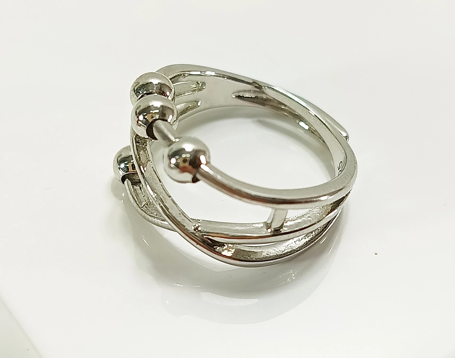 srebrny-regulowany-pierscionek-z-kuleczkami-r11-15-p925-289-rodzaj-2205-2