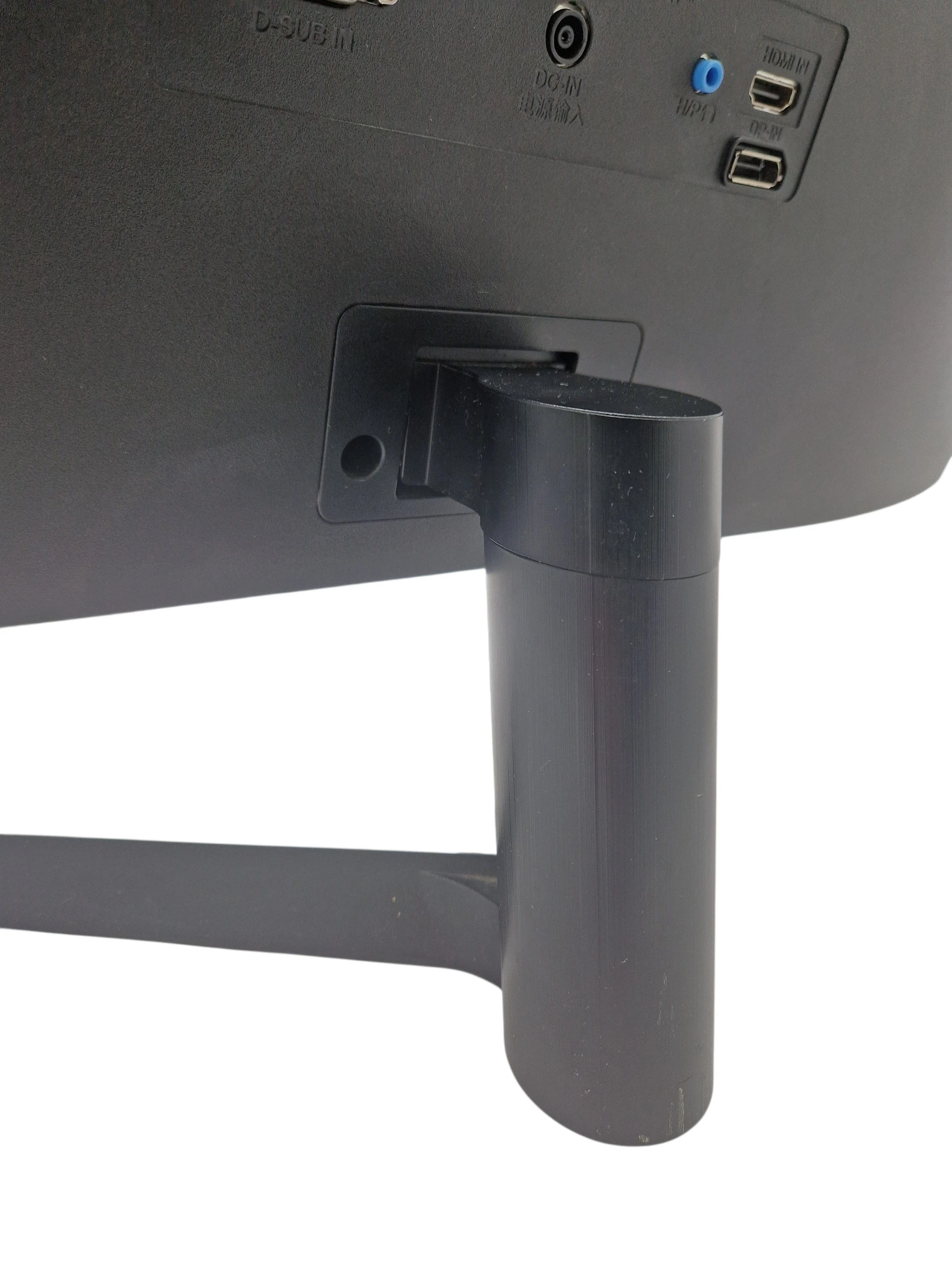 monitor-lg-24mp60g-b-238-1920x1080px-75-hz-przekatna-ekranu-cale-2400