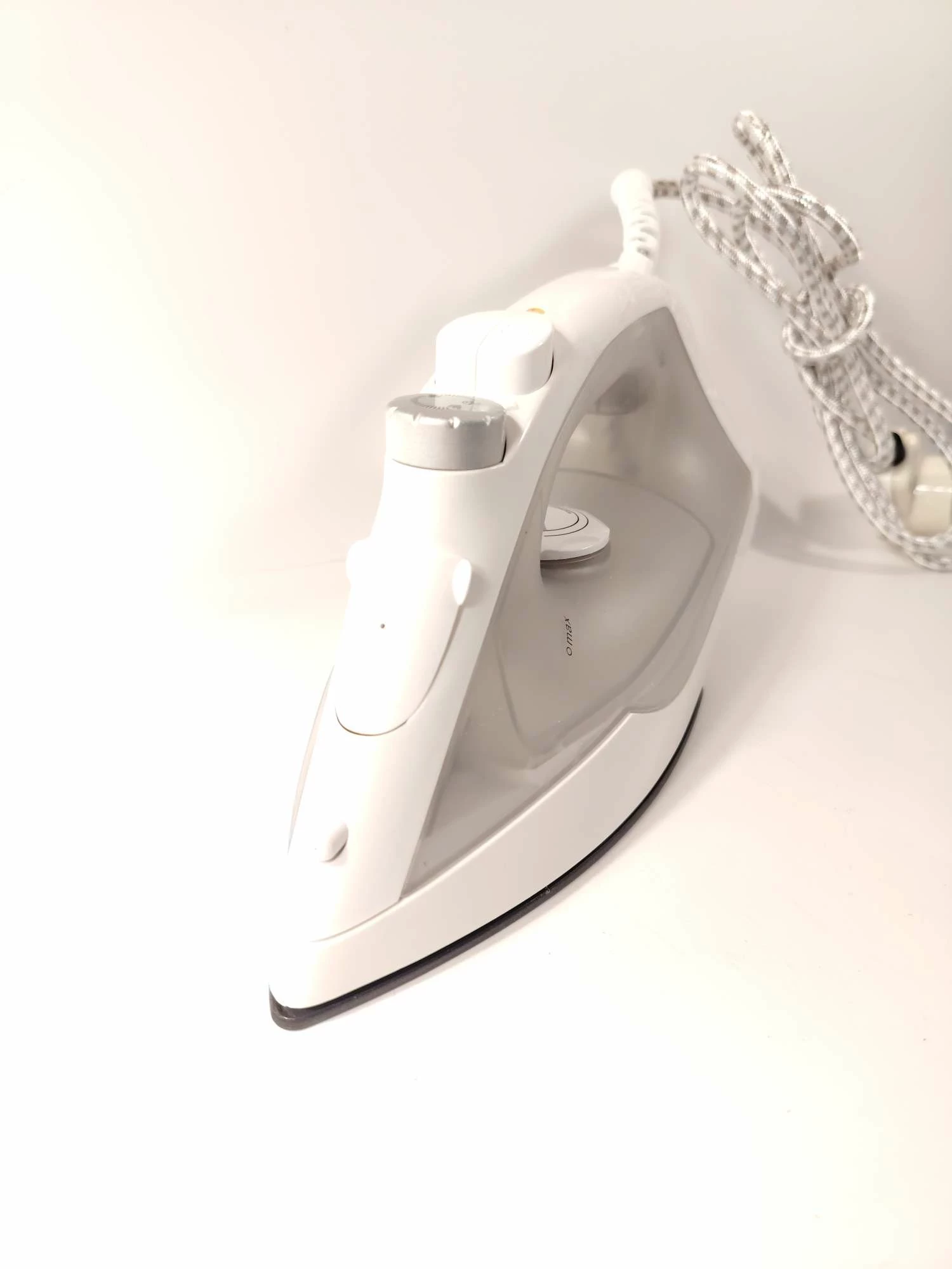 zelazko-argos-es2357b-krakowska-6-rawa-mazowiecka