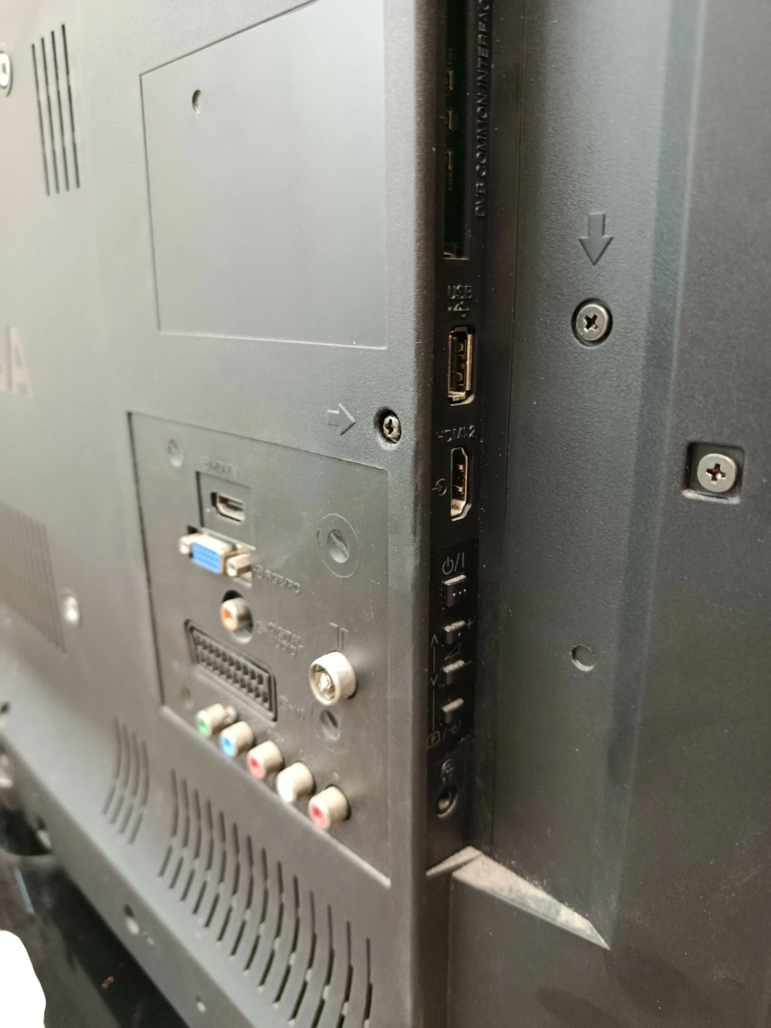 telewizor-toshiba-32el933g-pilot-smart-tv-211678-250642