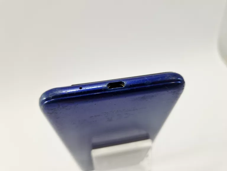 huawei-y5-prime-2018-2-gb-16-gb-4g-lte-niebieski-przekatna-ekranu-520