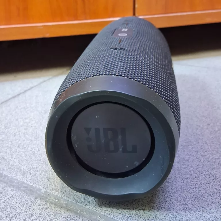 glosnik-przenosny-jbl-charge-3-czarny-stan-11323-2