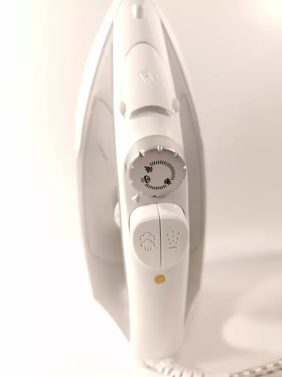 zelazko-argos-es2357b-kolor-dominujacy-129357-2