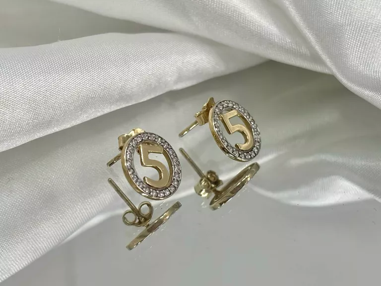 drobne-zlote-kolczyki-cyfra-5-cyrkonie-p585-217g-1-cm-stan-11323-238058