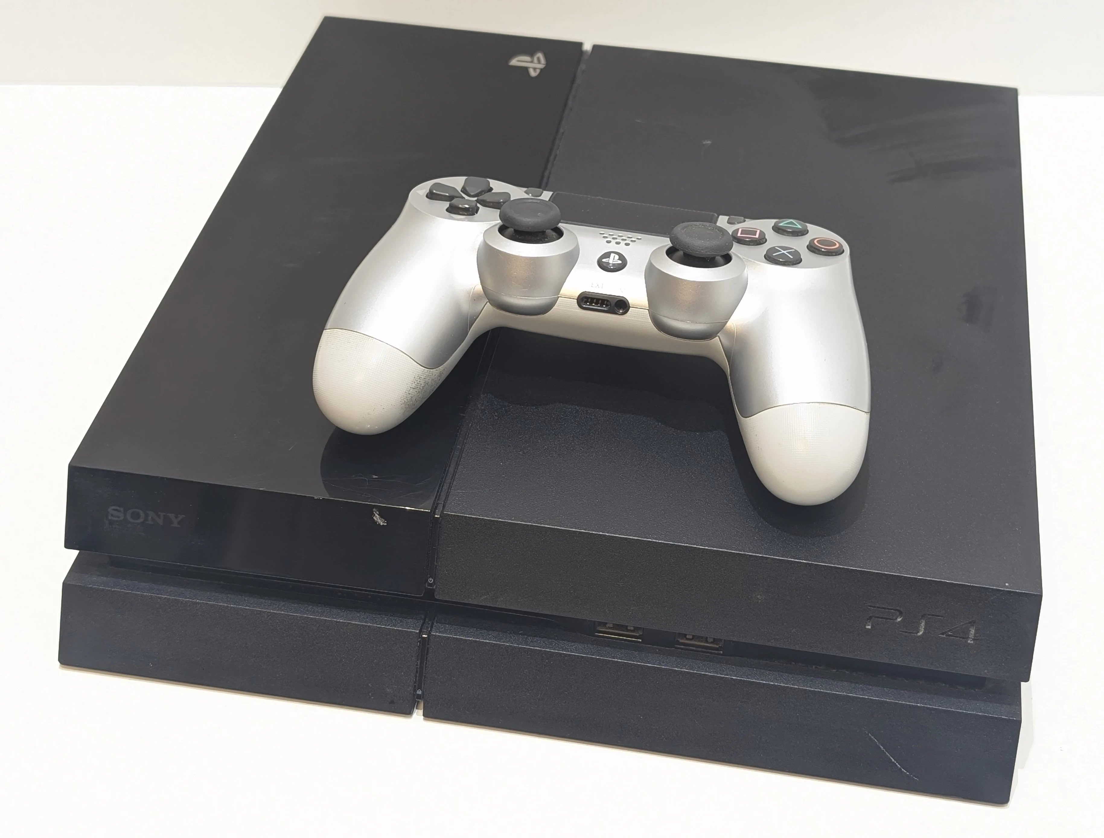 konsola-playstation-4-500gb-cuh-1004a-ean-gtin-4260122883837