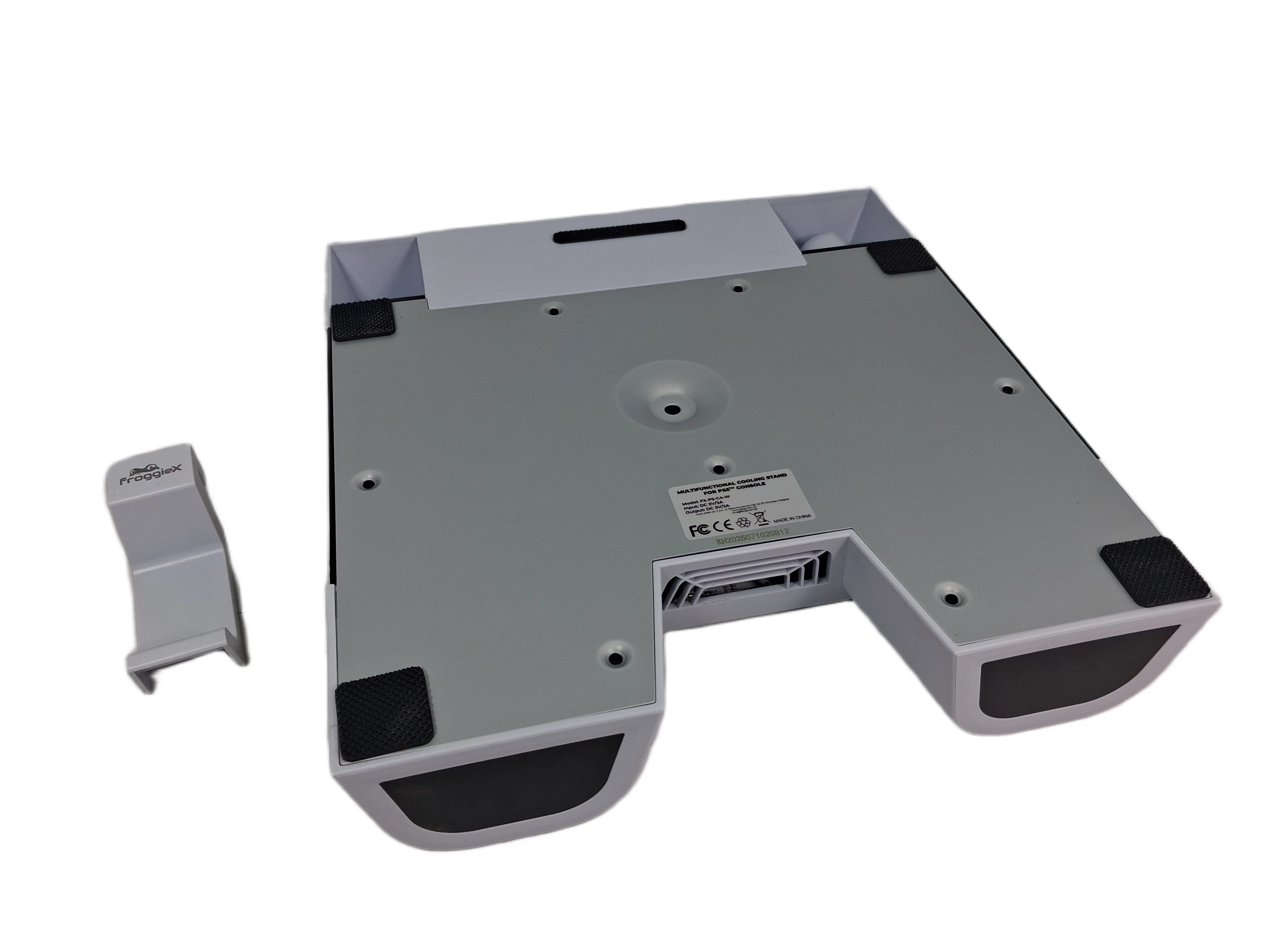 froggiex-podstawka-chlodzaca-i-ladowarka-padow-do-ps5-ps5-slim-ean-gtin-5904125921521