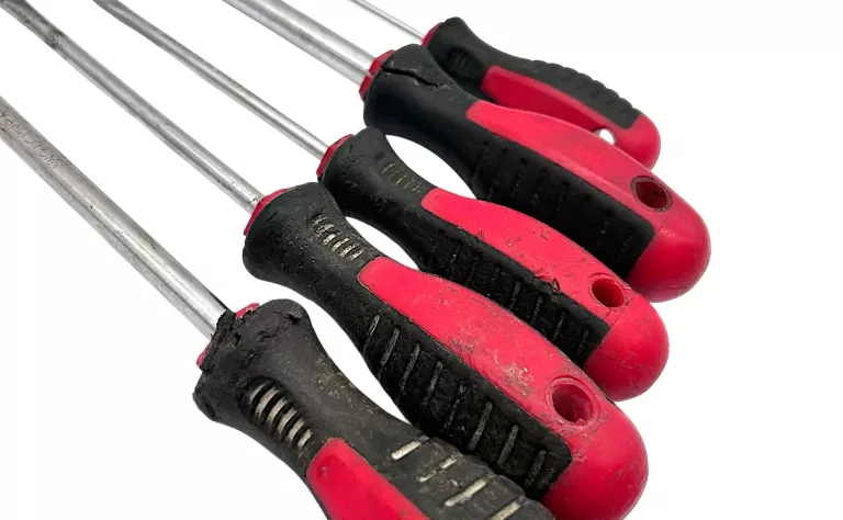 zestaw-5-srubokretow-i-kombinerki-liczba-elementow-128683-2