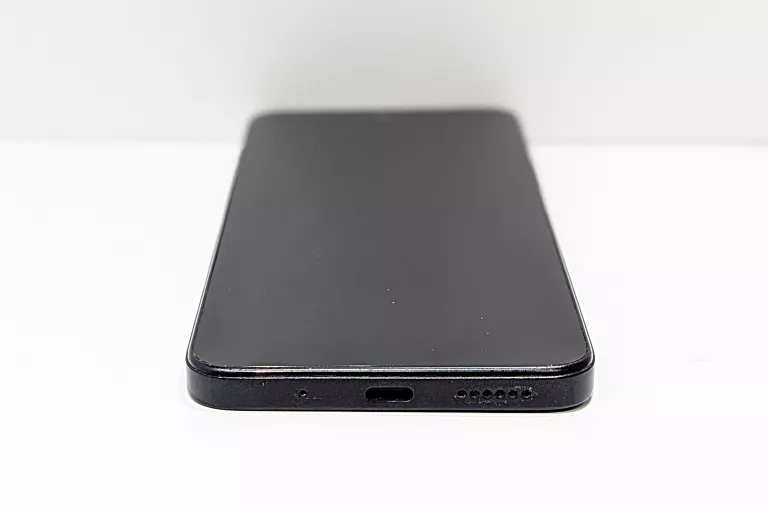 telefon-redmi-12-8gb256gb-przekatna-ekranu-679