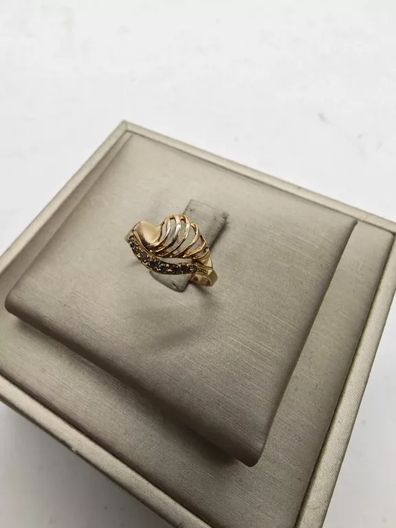 pierscionek-proba-585-waga-165g-rozmiar-14-glowna-9-walbrzych-sj