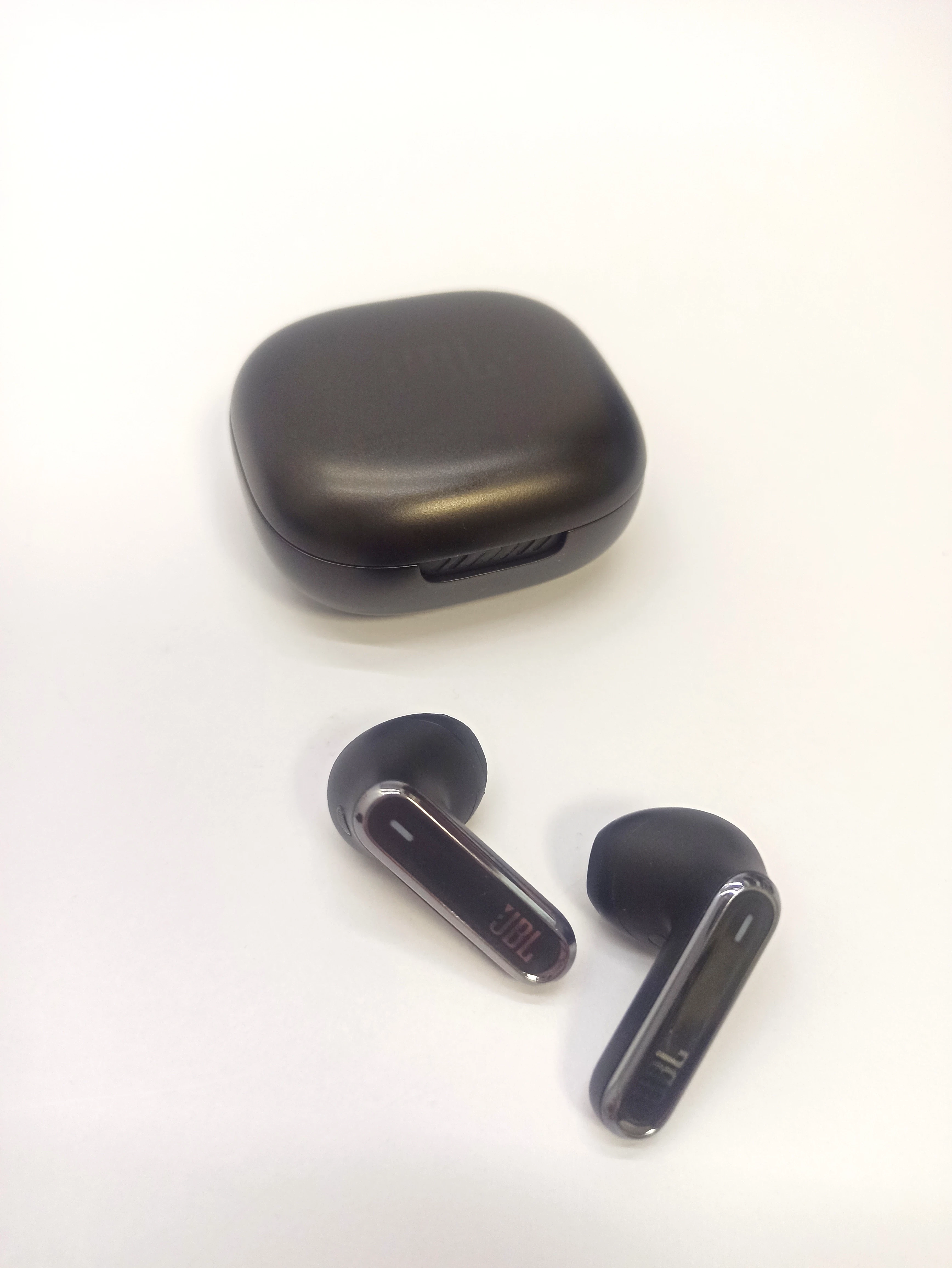 sluchawki-bezprzewodowe-dokanalowe-jbl-live-flex-3-czarne-stan-11323-2