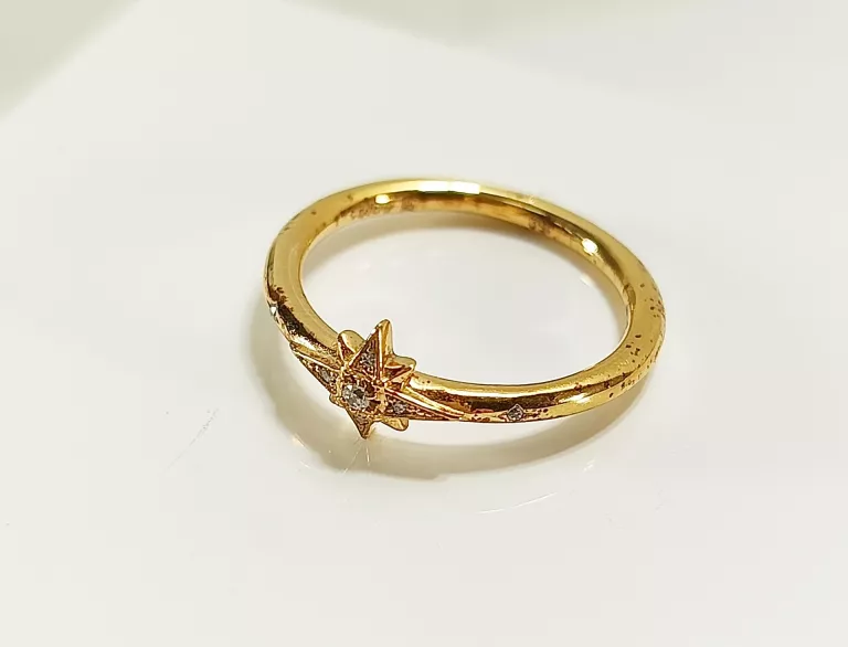 srebrny-pierscionek-w-kolorze-zlota-z-gwiazdka-i-cyrkoniami-r12-p925-173g-stan-11323-2