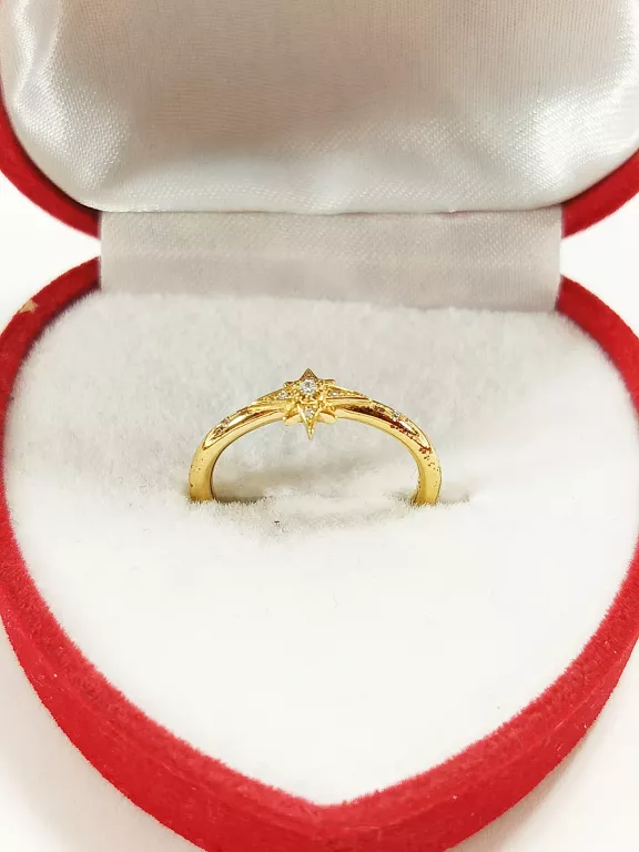 srebrny-pierscionek-w-kolorze-zlota-z-gwiazdka-i-cyrkoniami-r12-p925-173g-material-15835-4