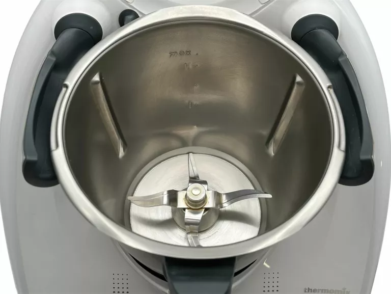 robot-kuchenny-vorwerk-thermomix-tm6-1-1500w-22l-varoma-funkcje-206850-1