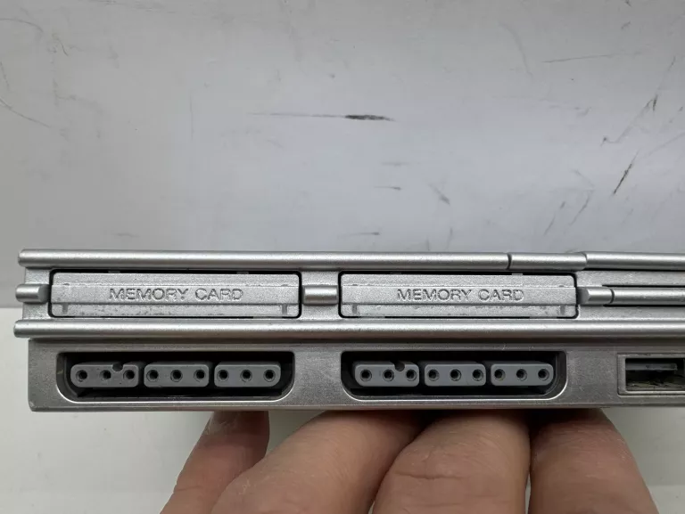 konsola-sony-playstation-2-slim-scph-70008-ps2-zestaw-opis-certyfikaty-zgodnosci-218669-1