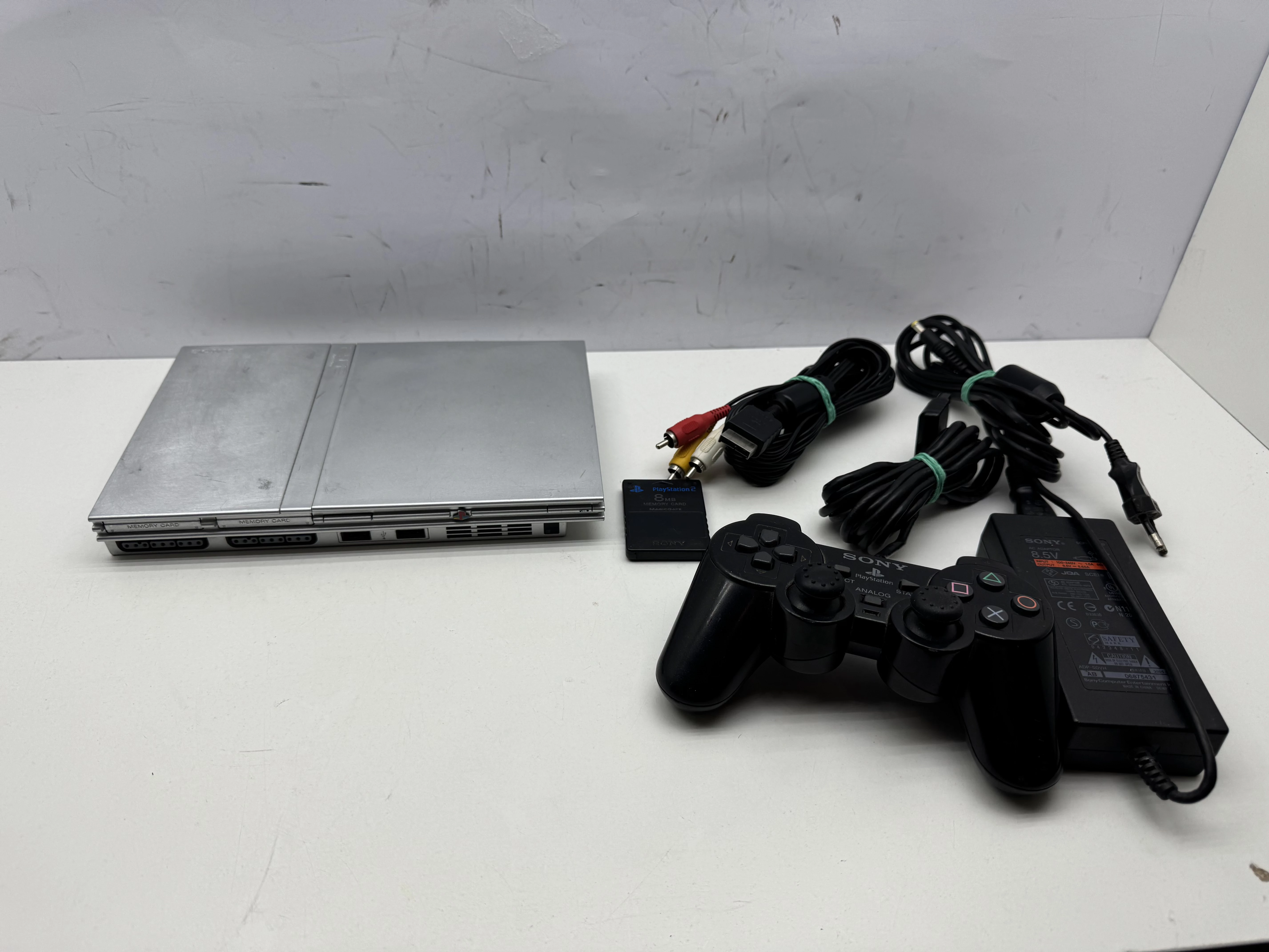 konsola-sony-playstation-2-slim-scph-70008-ps2-zestaw-opis-plac-kosciuszki-20-wroclaw