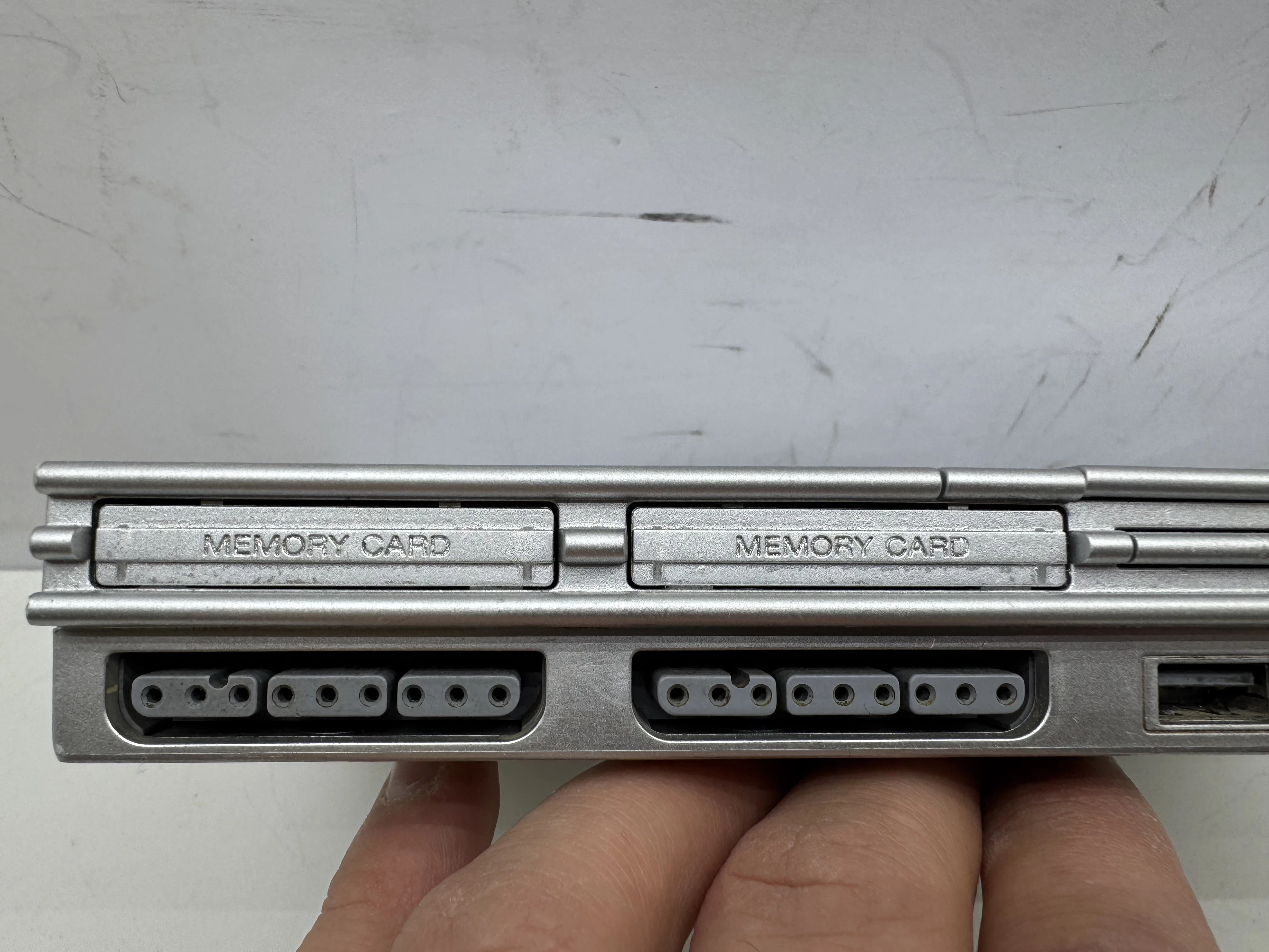 konsola-sony-playstation-2-slim-scph-70008-ps2-zestaw-opis-certyfikaty-zgodnosci-218669-1