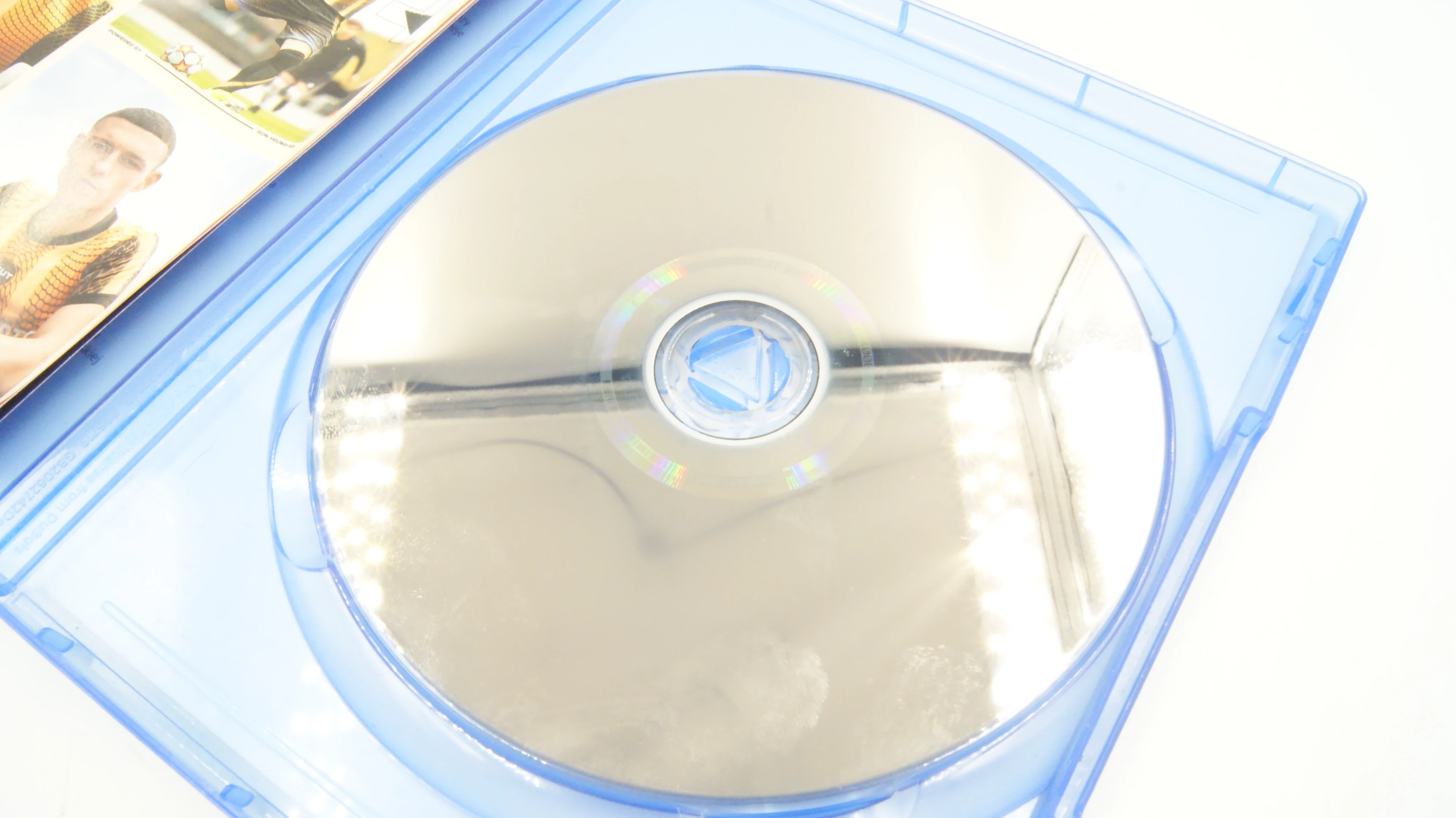 gra-fifa-22-na-playstation-4-ps4-wersja-jezykowa-216085-1